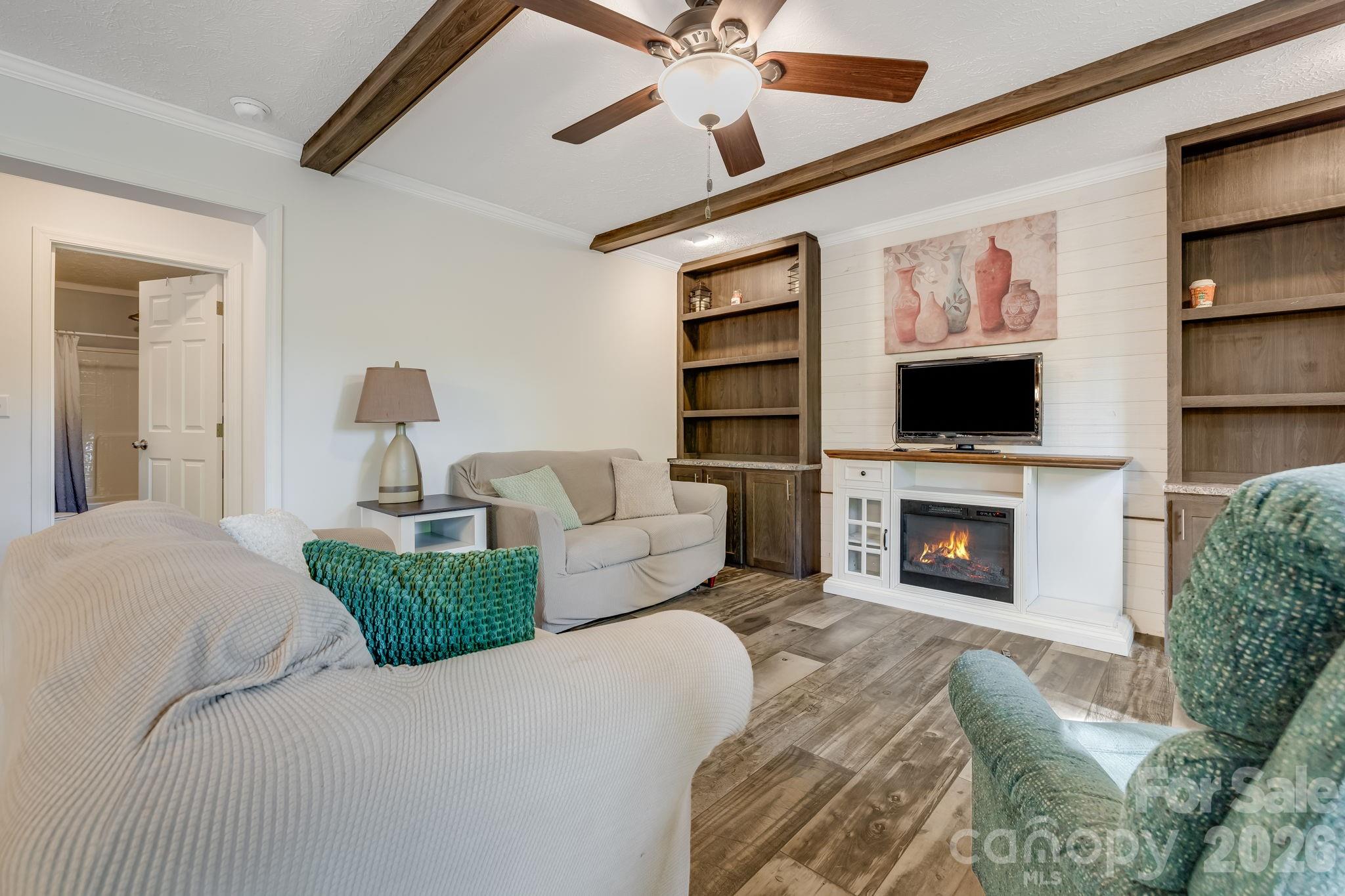 118 Bartram Way