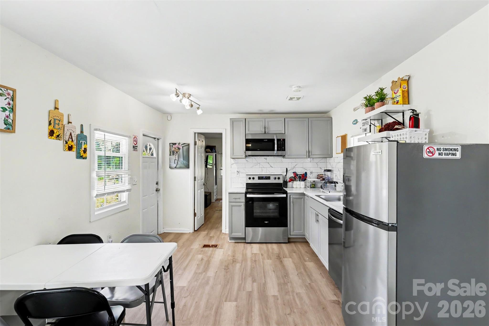 9937 Harwood Lane