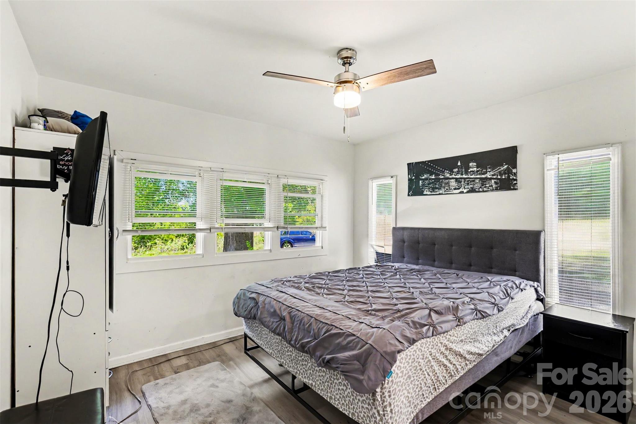 9937 Harwood Lane