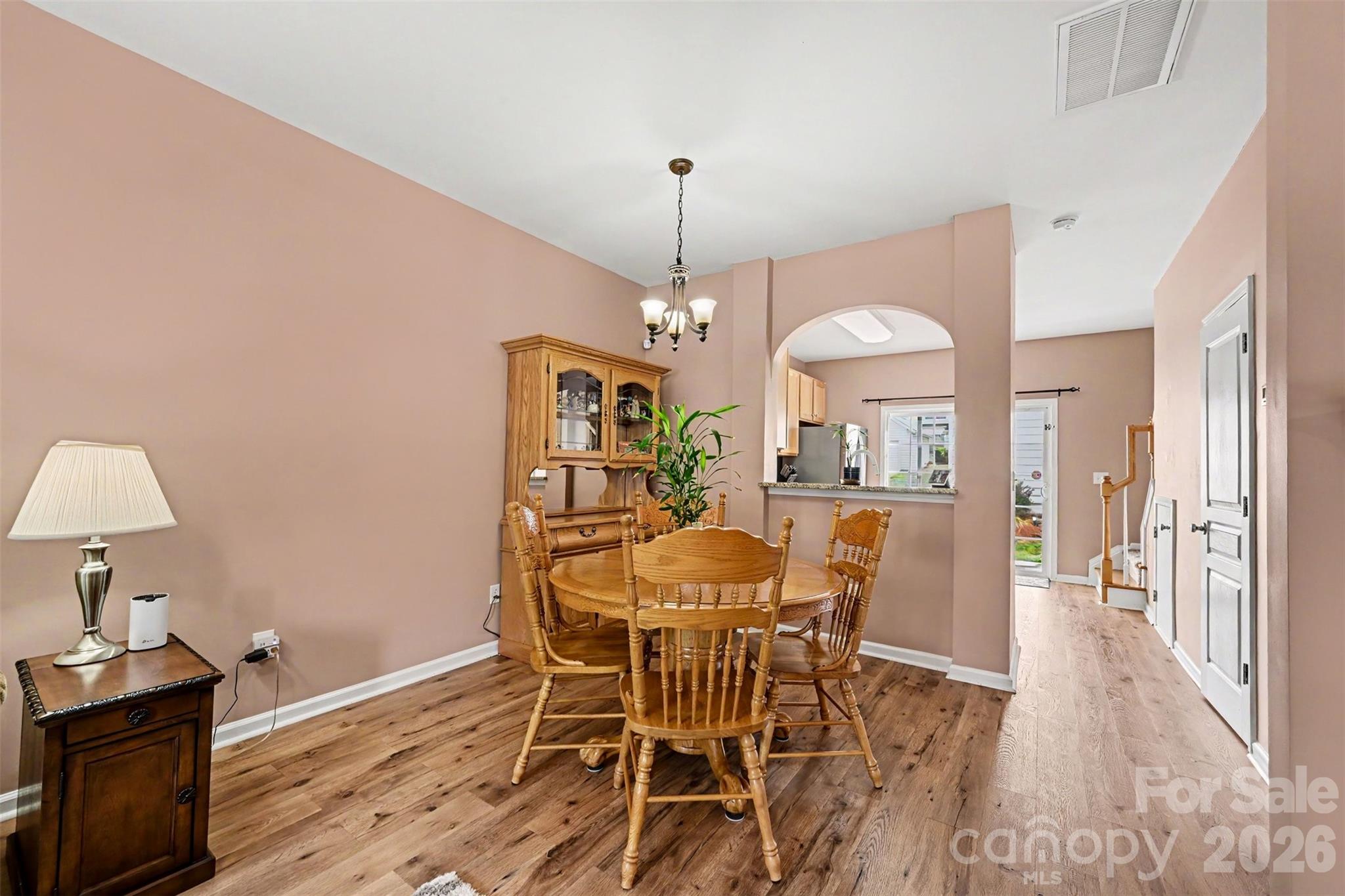 1033 Woodglen Lane