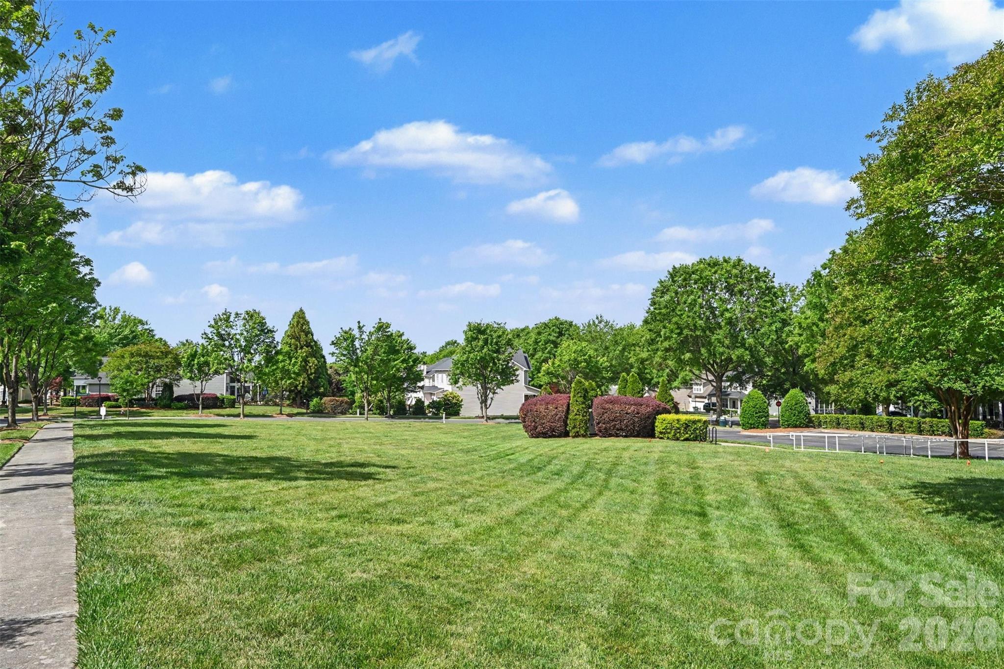 1033 Woodglen Lane