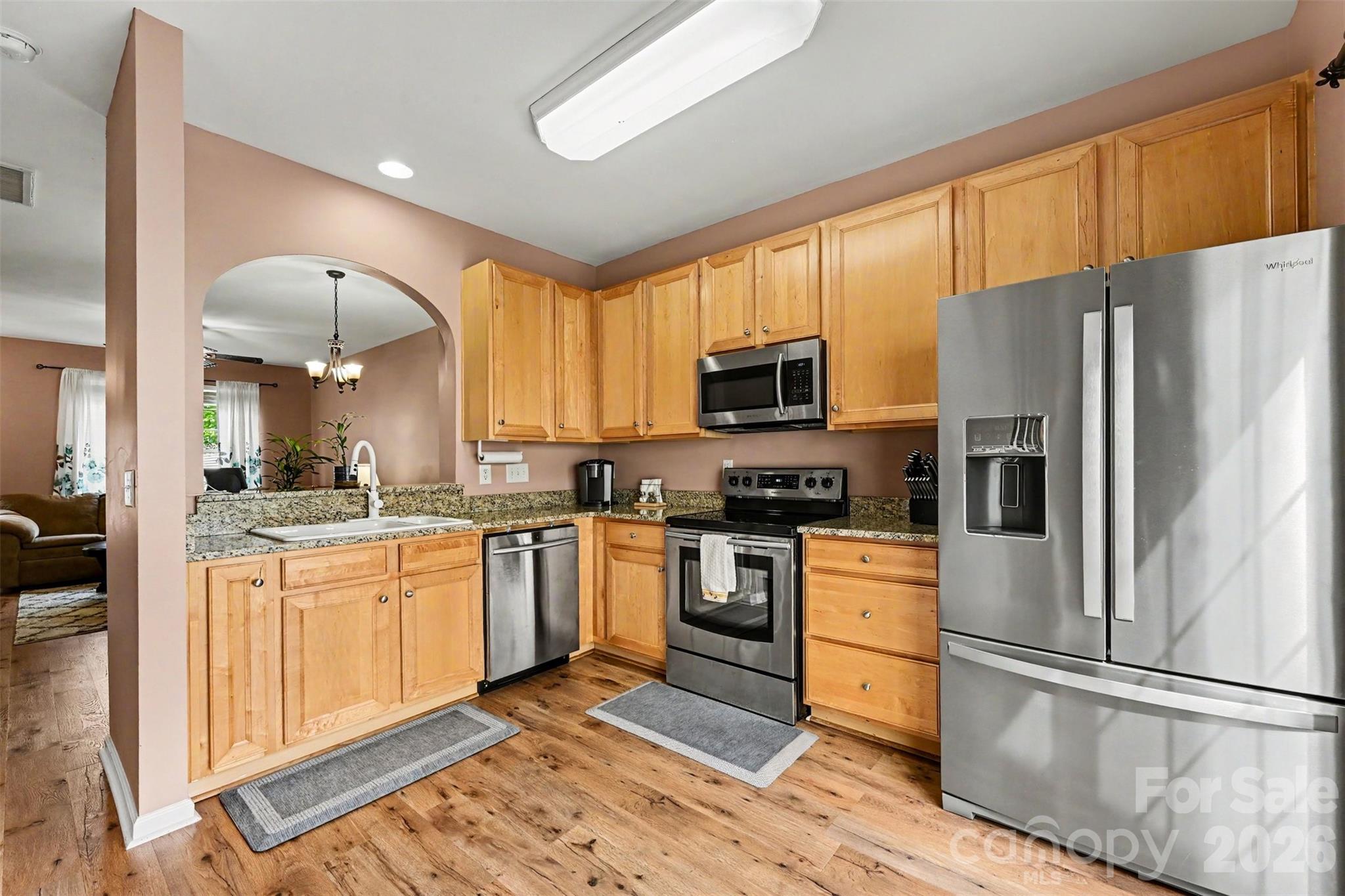 1033 Woodglen Lane