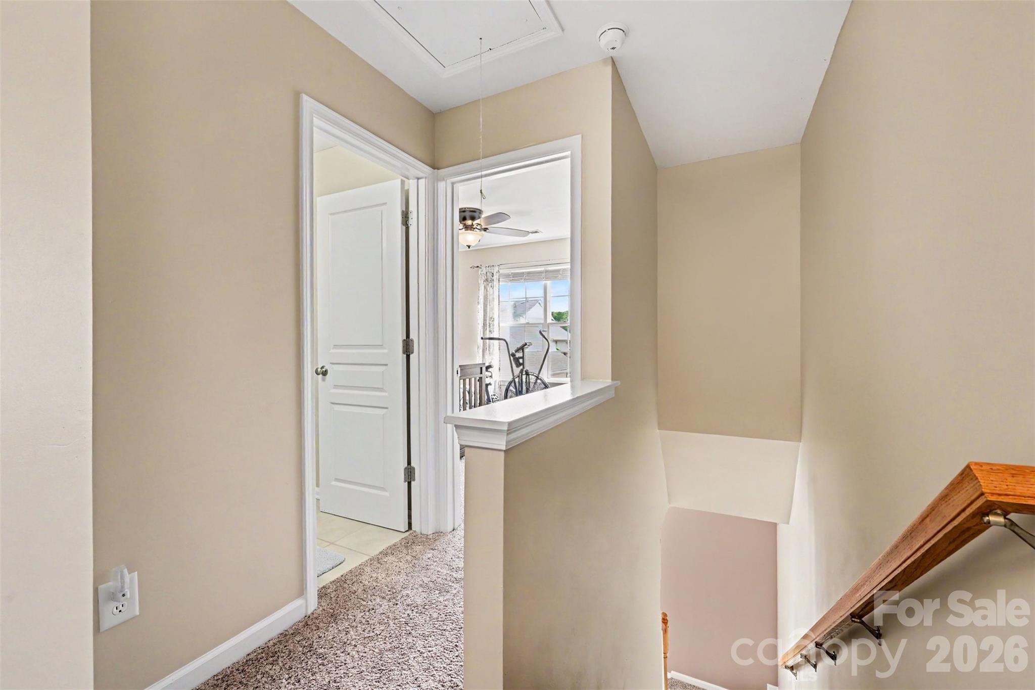 1033 Woodglen Lane