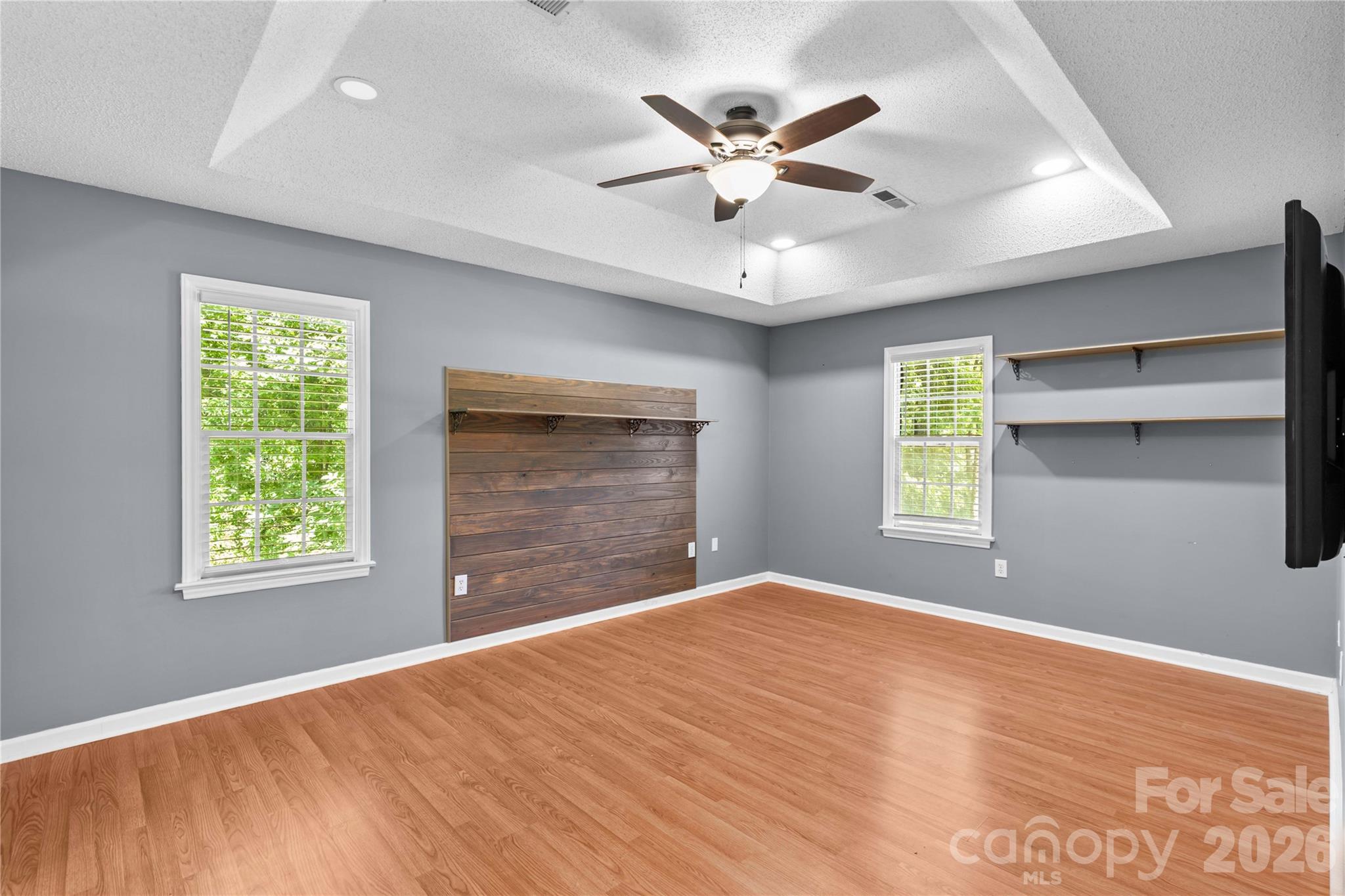 1904 Lorelei Court