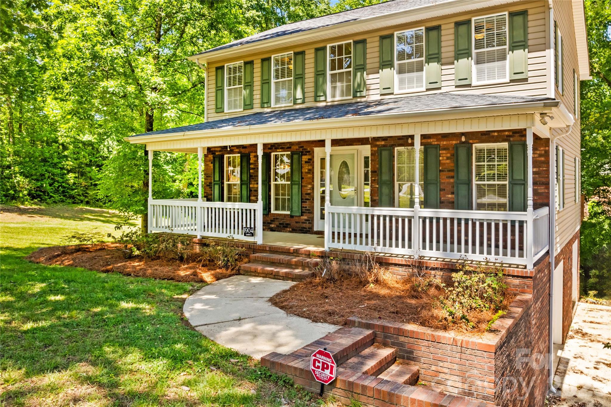 1904 Lorelei Court