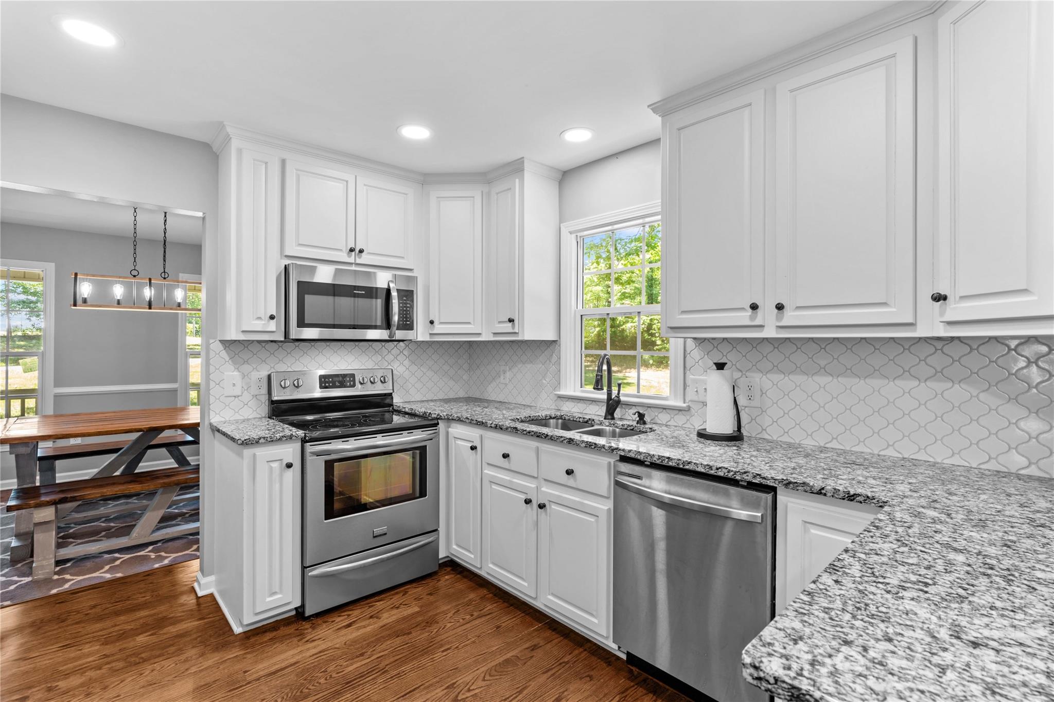 1904 Lorelei Court
