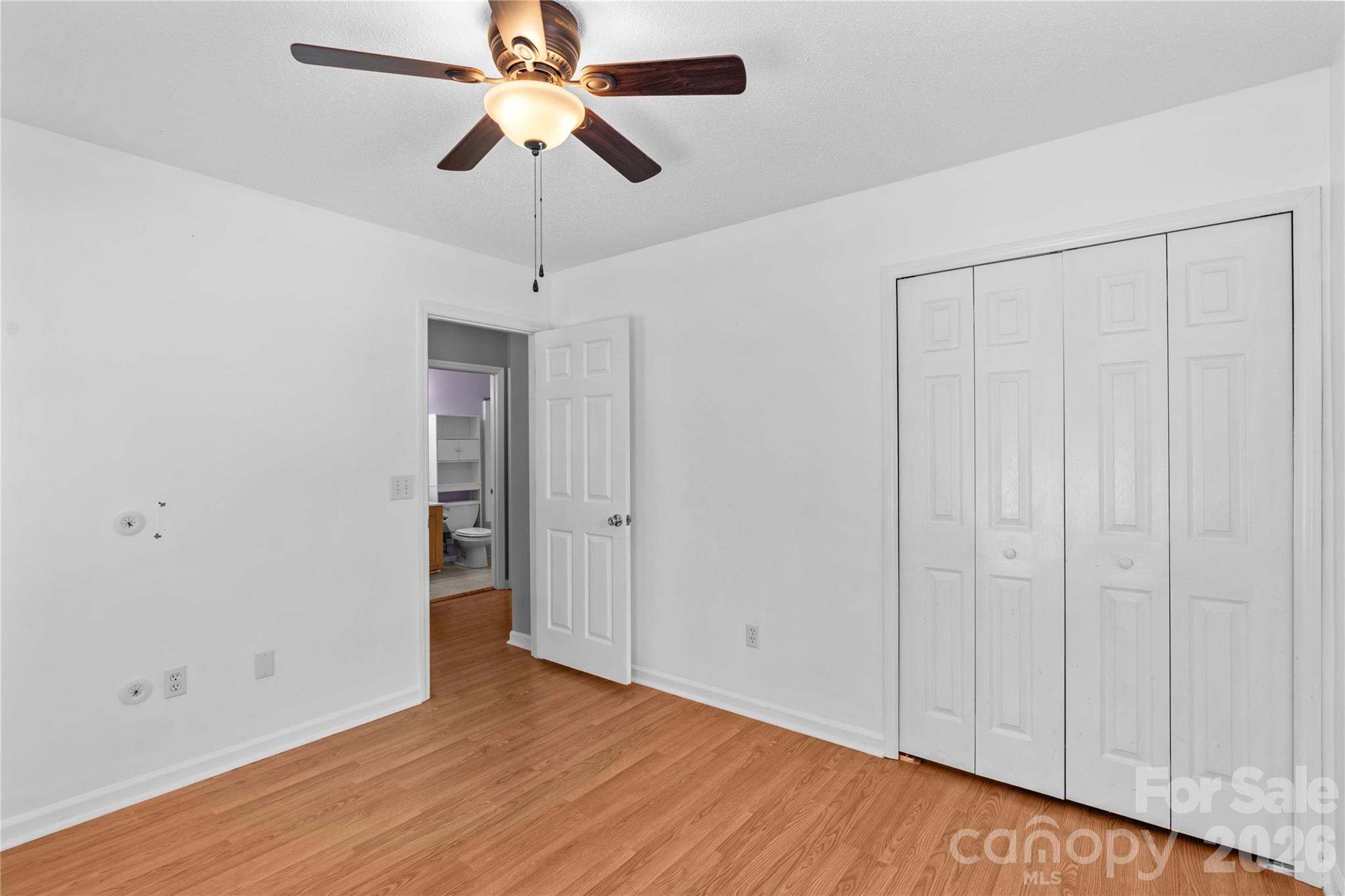 1904 Lorelei Court