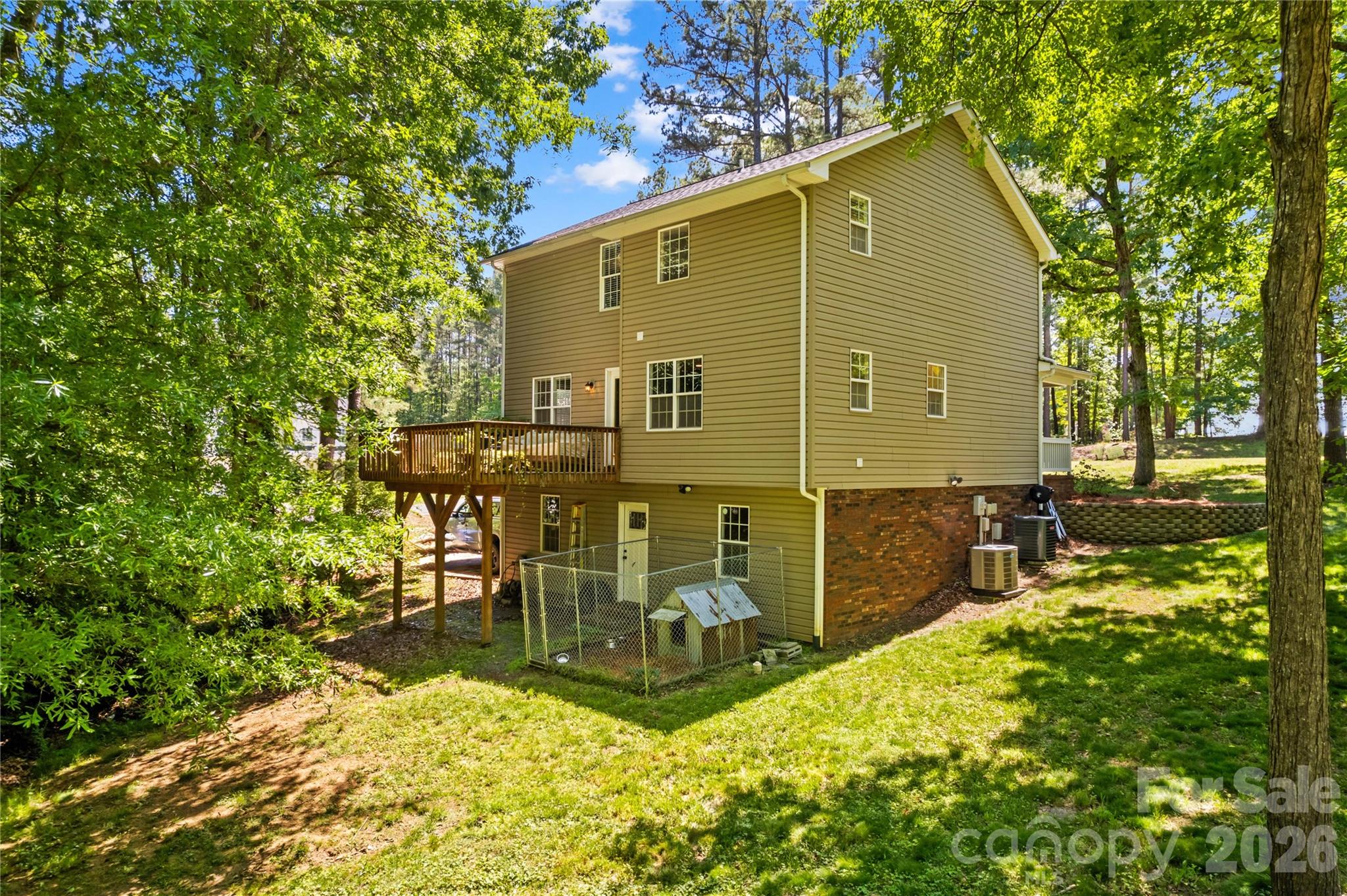 1904 Lorelei Court