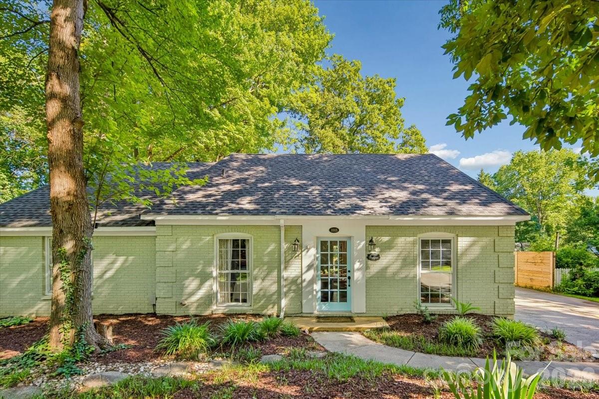 1005 Pinafore Drive