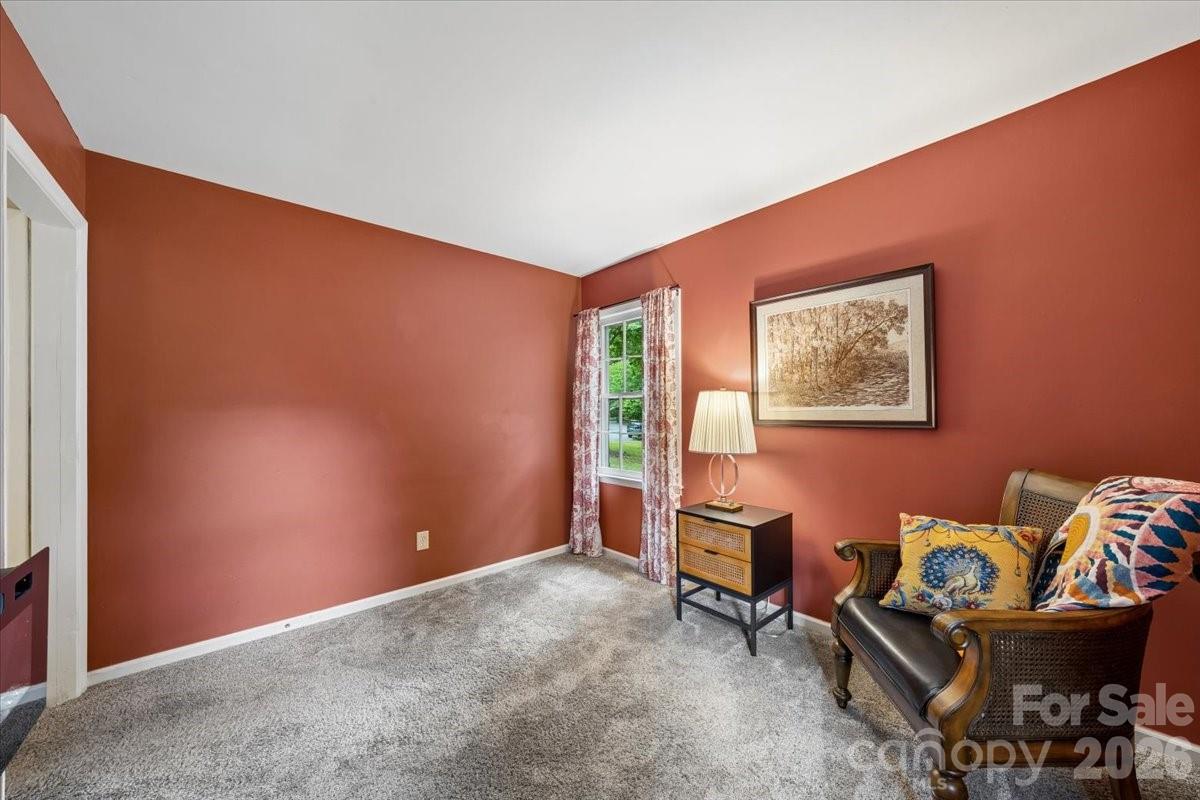 1005 Pinafore Drive