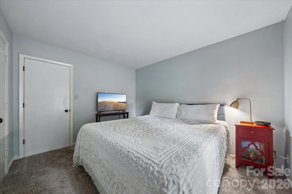 1005 Pinafore Drive