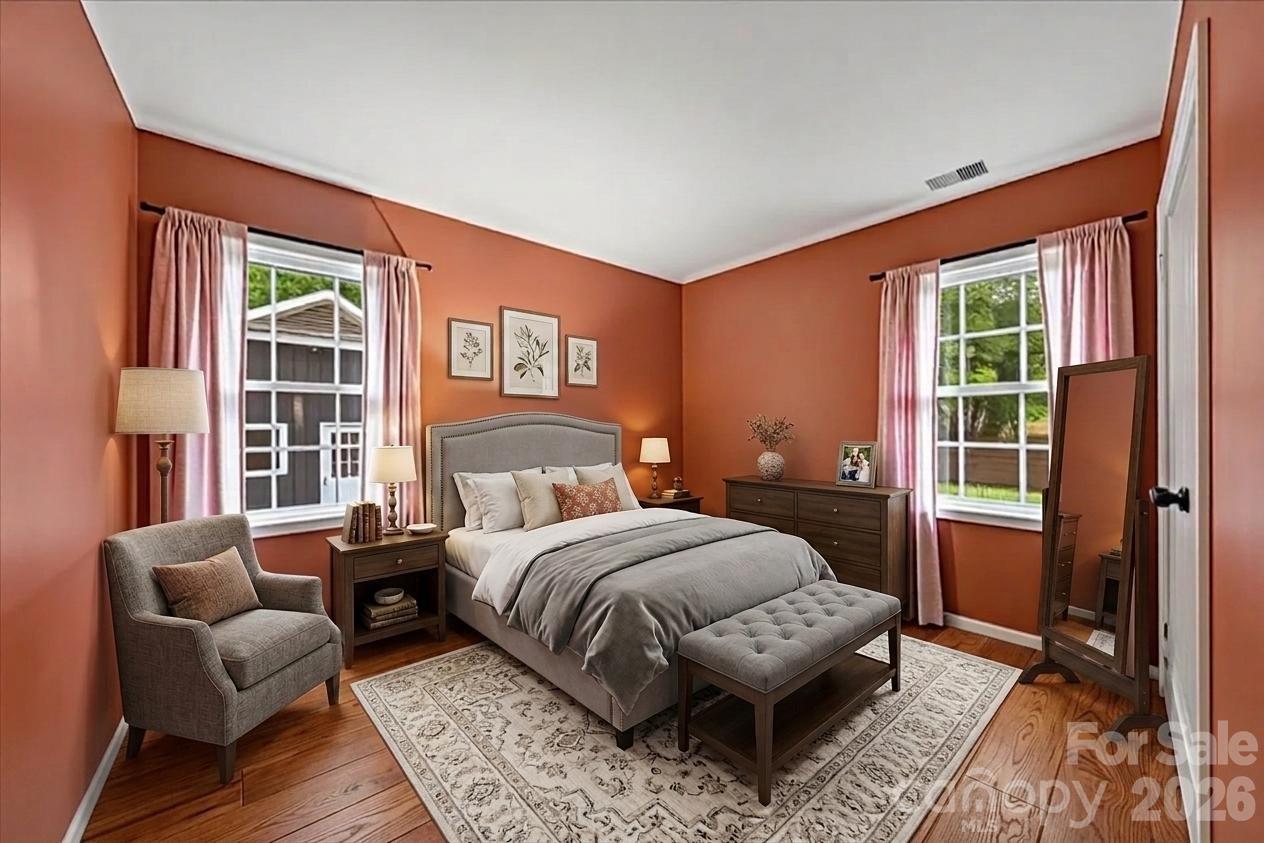 1005 Pinafore Drive