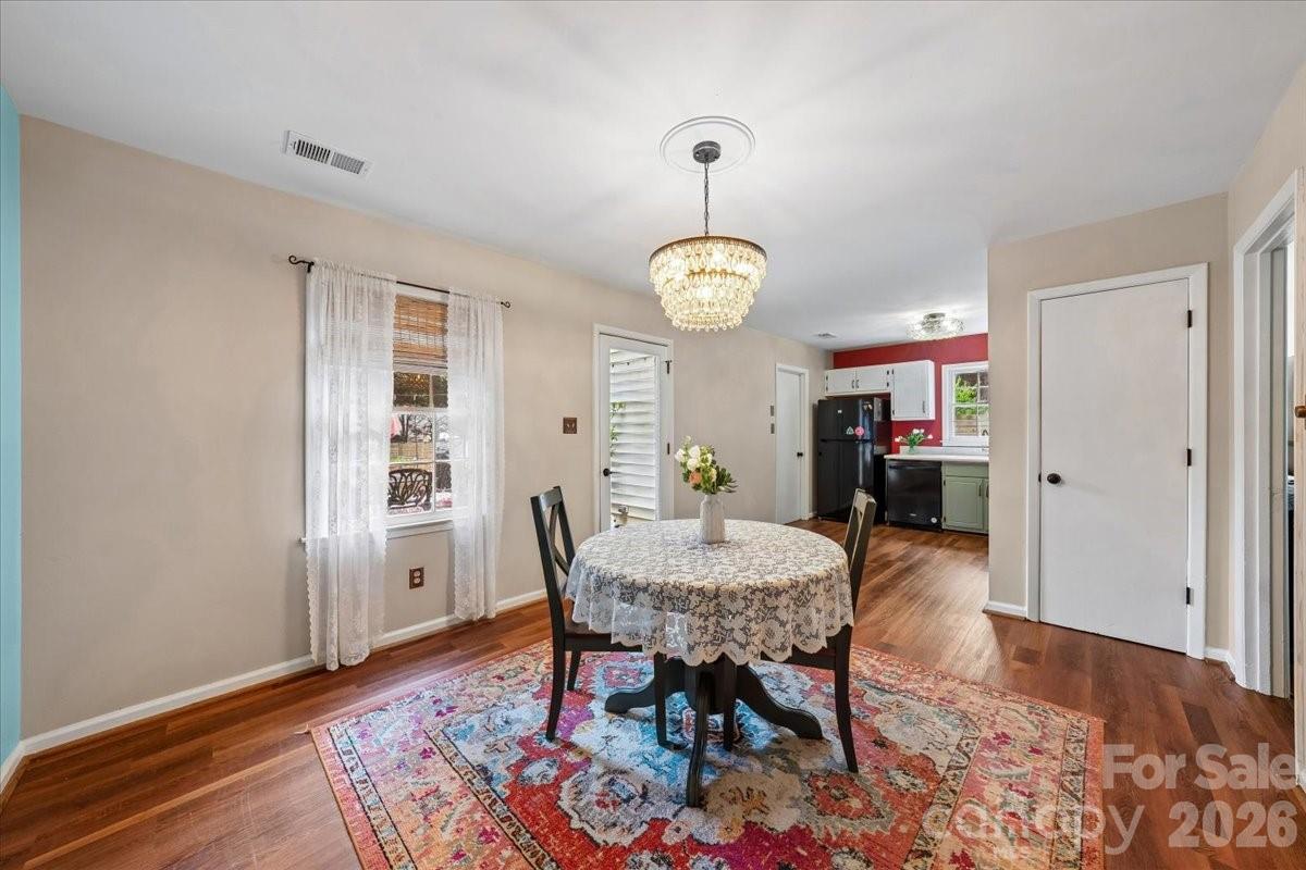 1005 Pinafore Drive