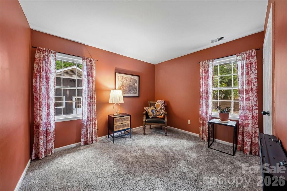 1005 Pinafore Drive