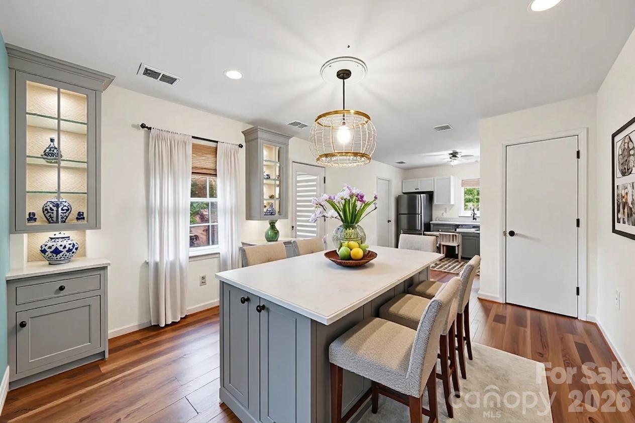 1005 Pinafore Drive