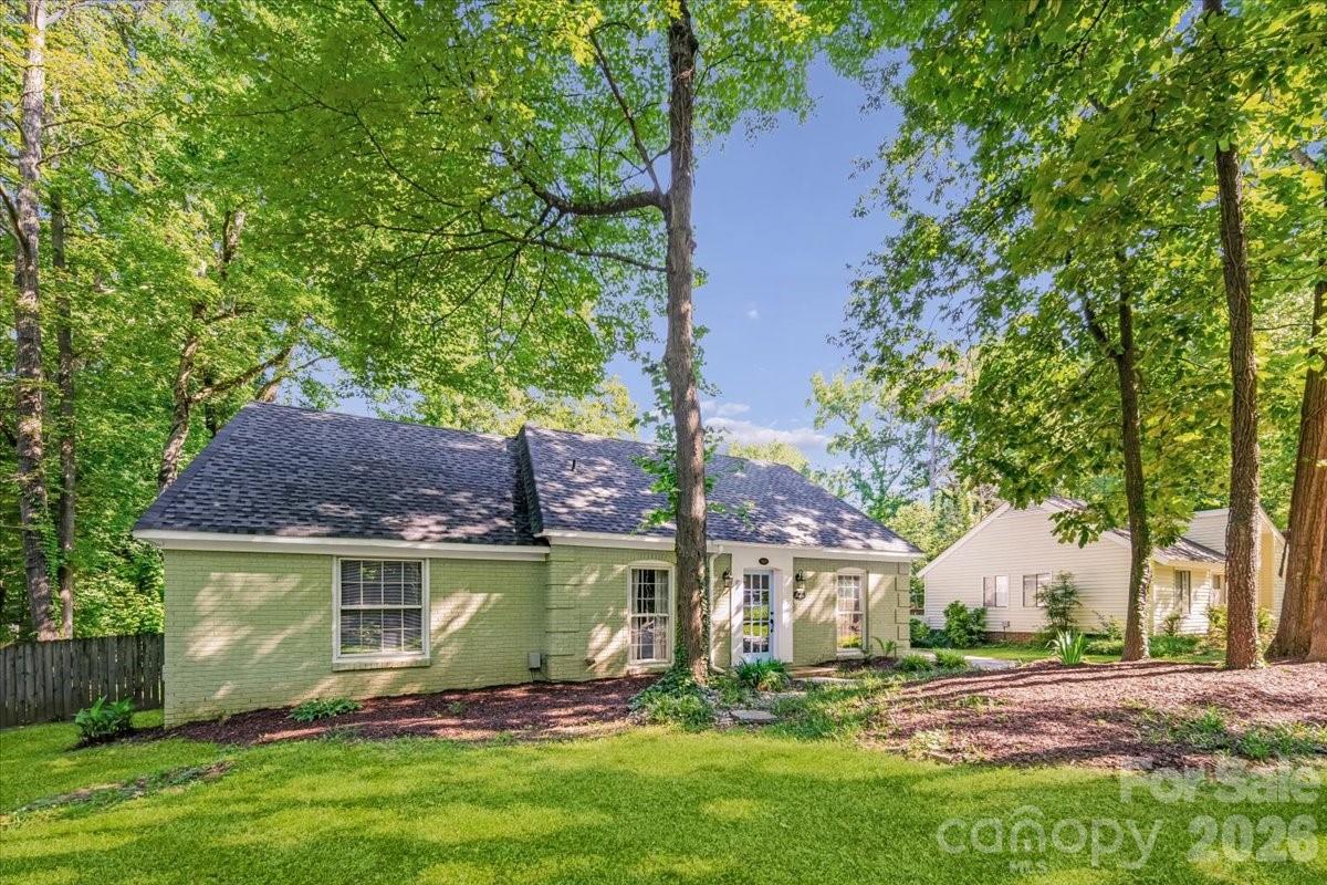 1005 Pinafore Drive