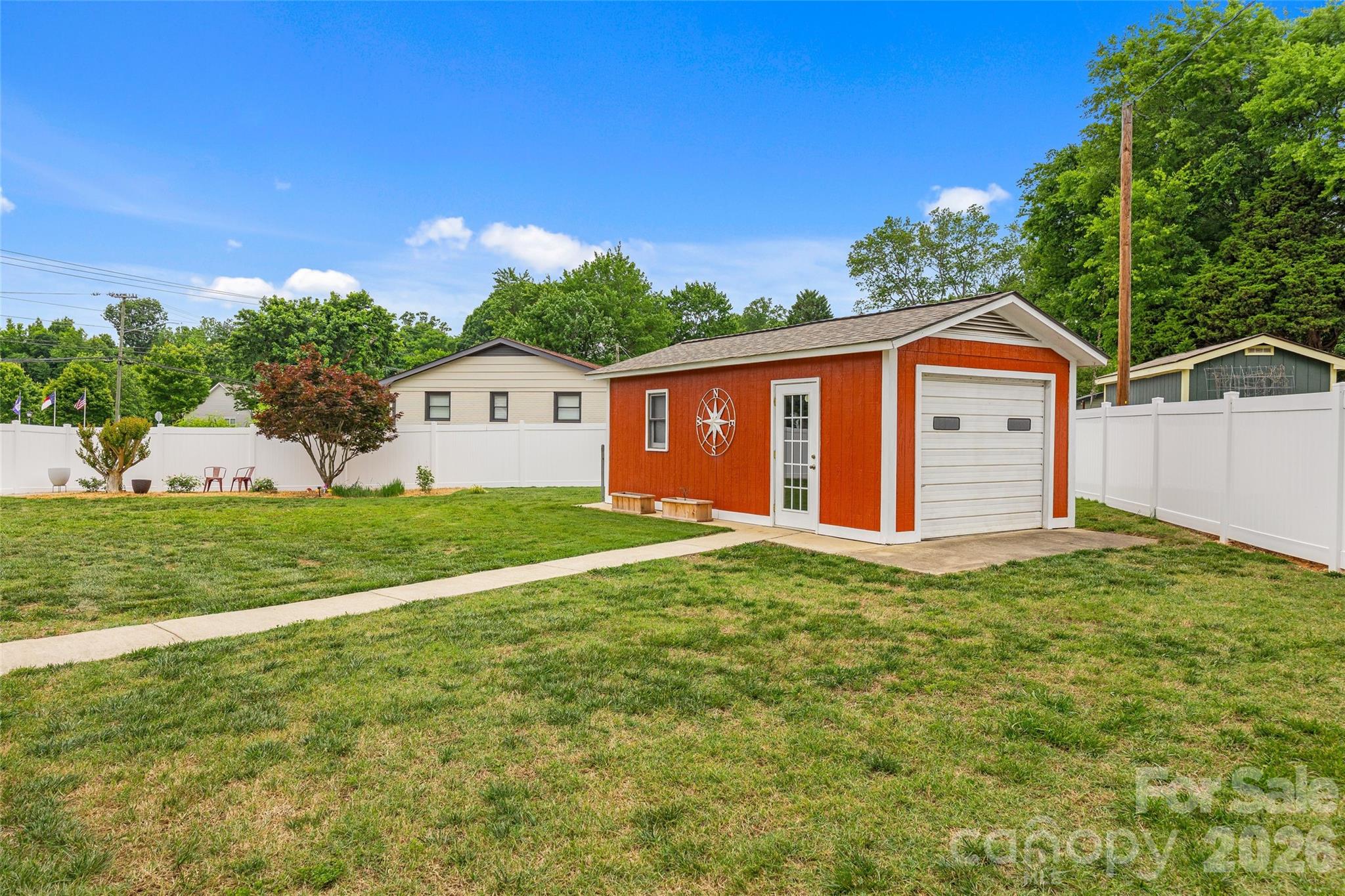 2430 Old Cedarwood Drive NW