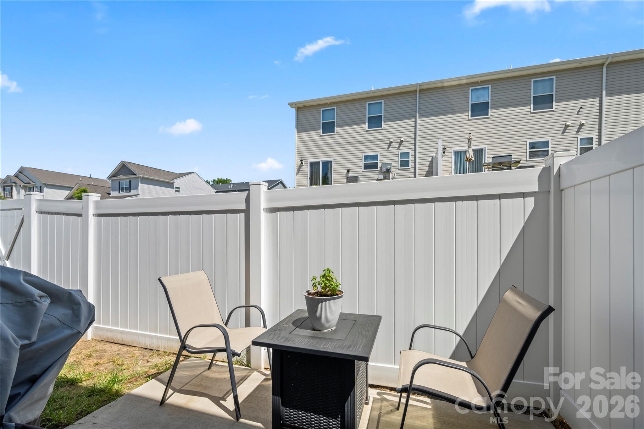 2 Chambers Garden Drive