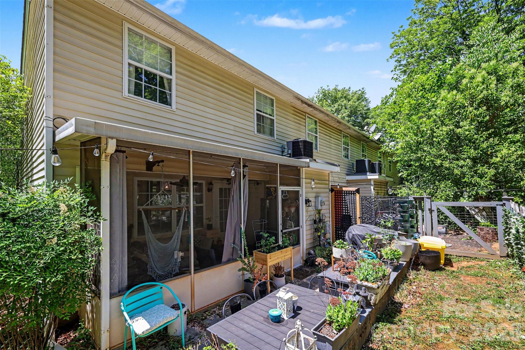 315 French Street