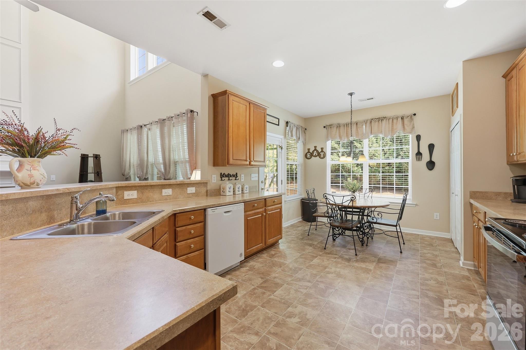 3161 Pine Bluff Way