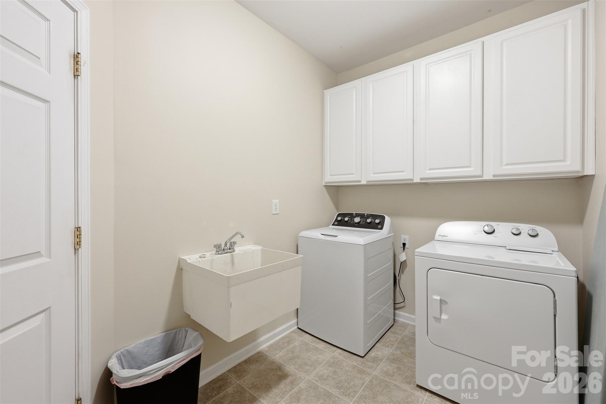 3161 Pine Bluff Way