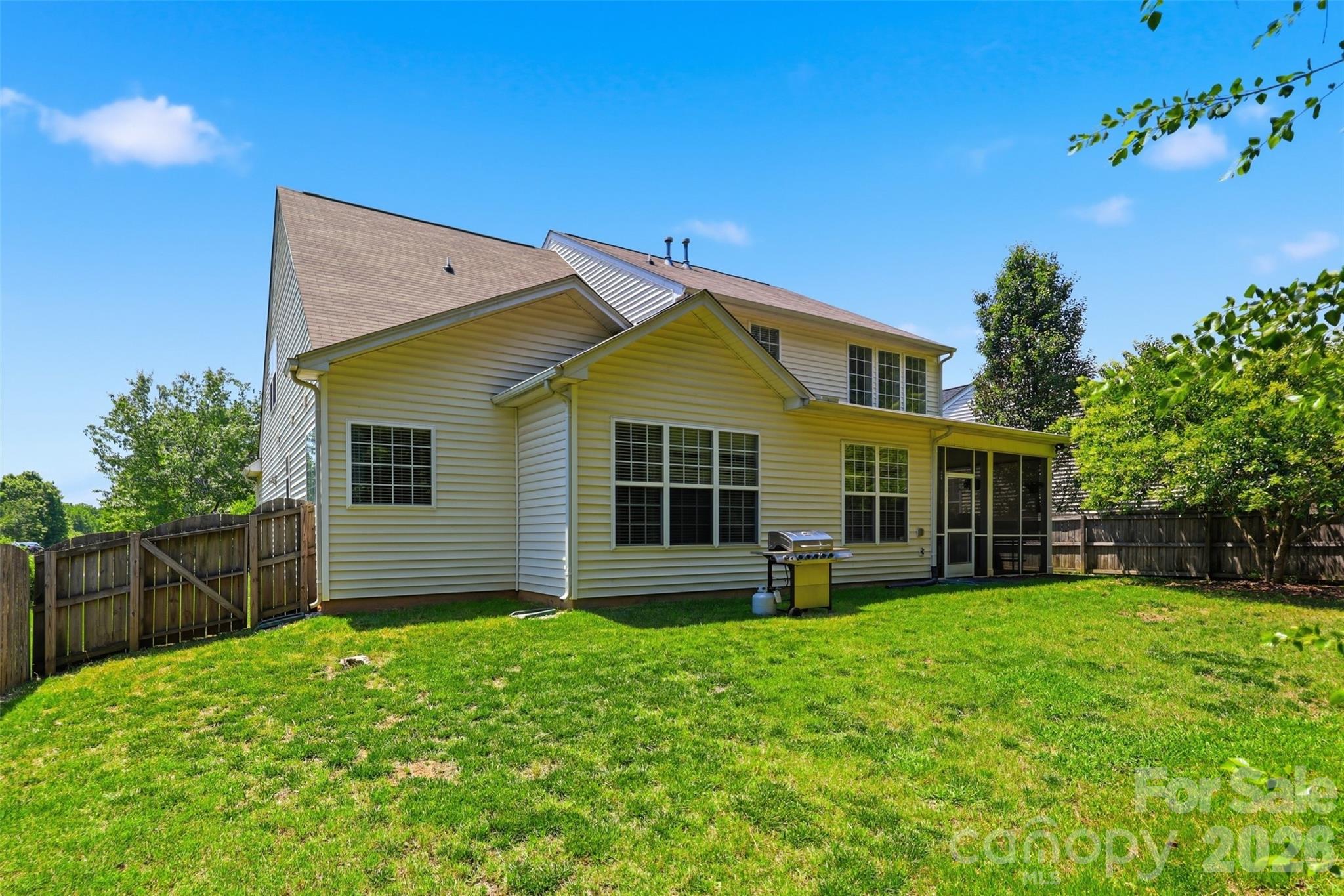 3161 Pine Bluff Way