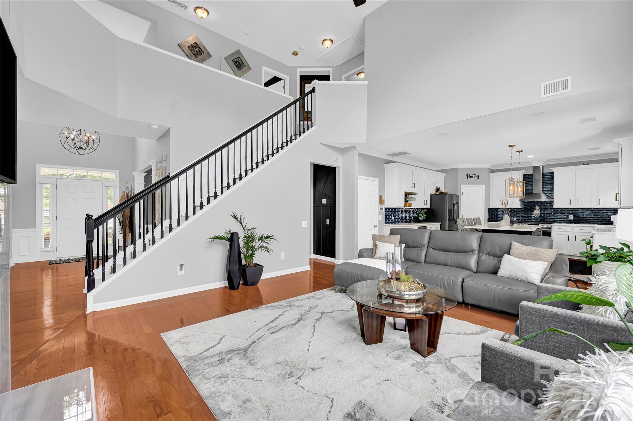 2012 Arbor Vista Drive