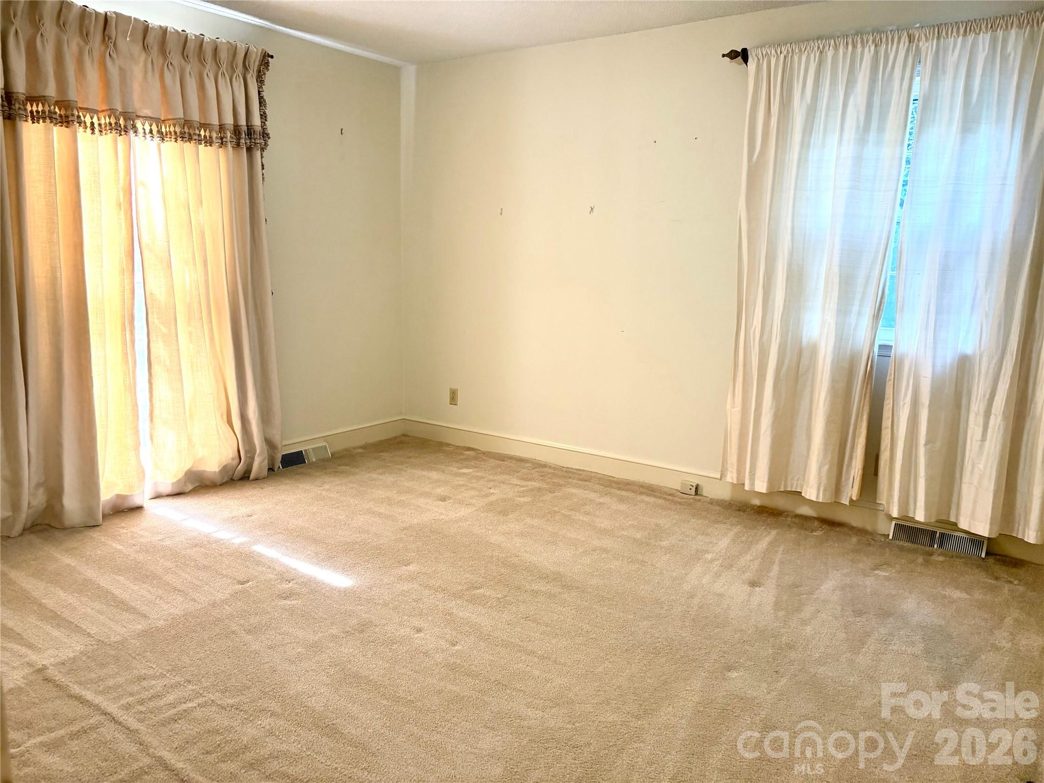 5500 Saddlewood Lane