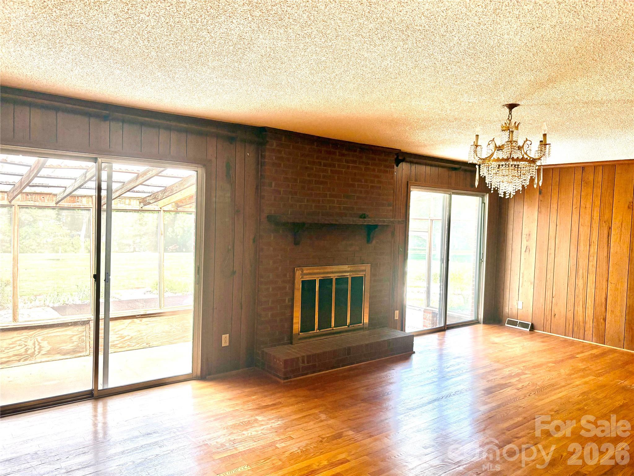 5500 Saddlewood Lane