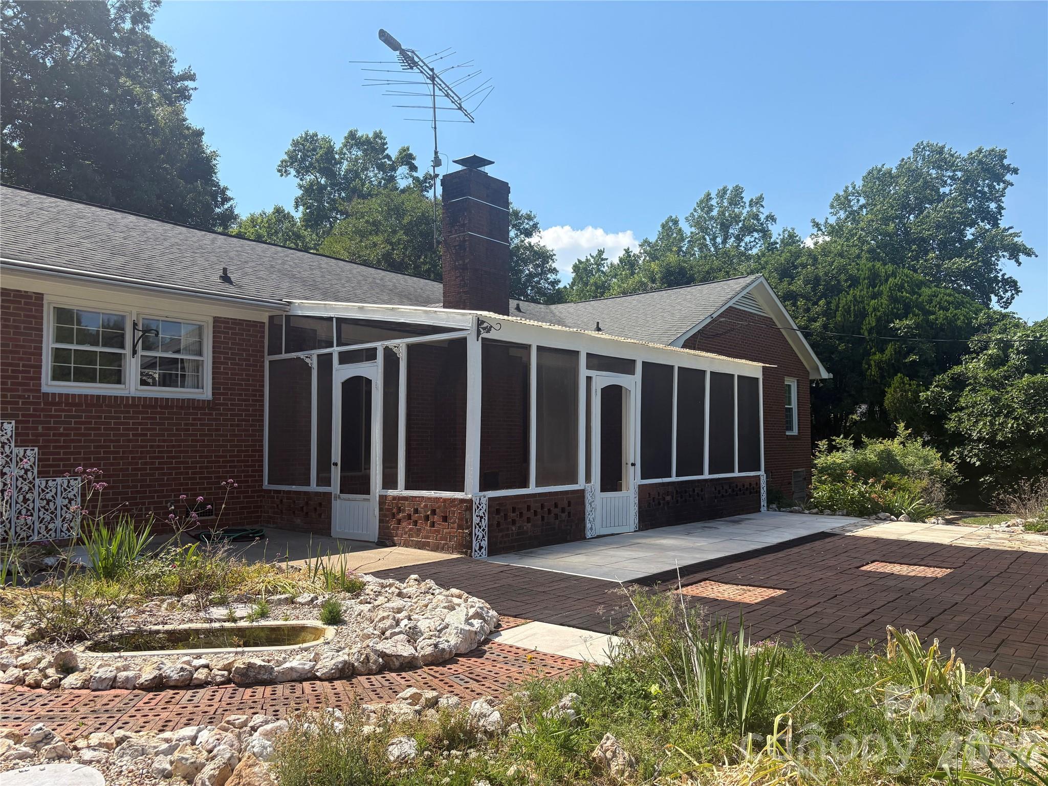 5500 Saddlewood Lane
