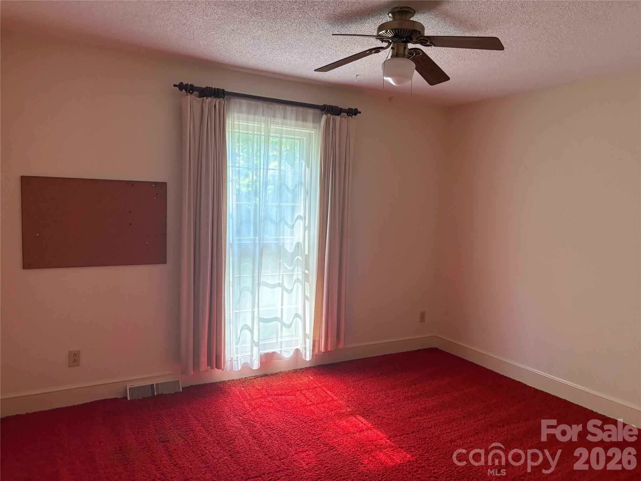 5500 Saddlewood Lane