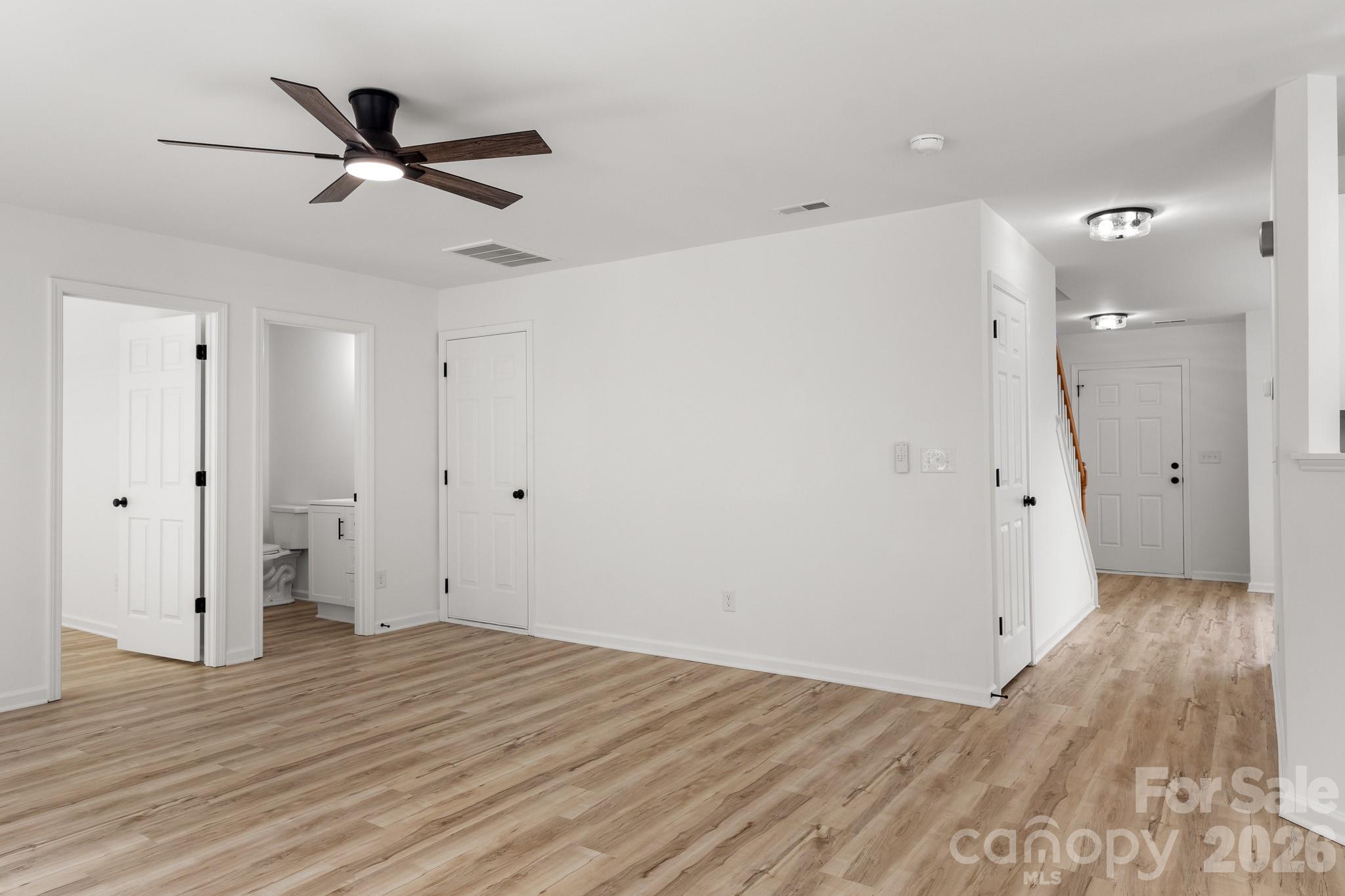 8723 Buttonwood Court