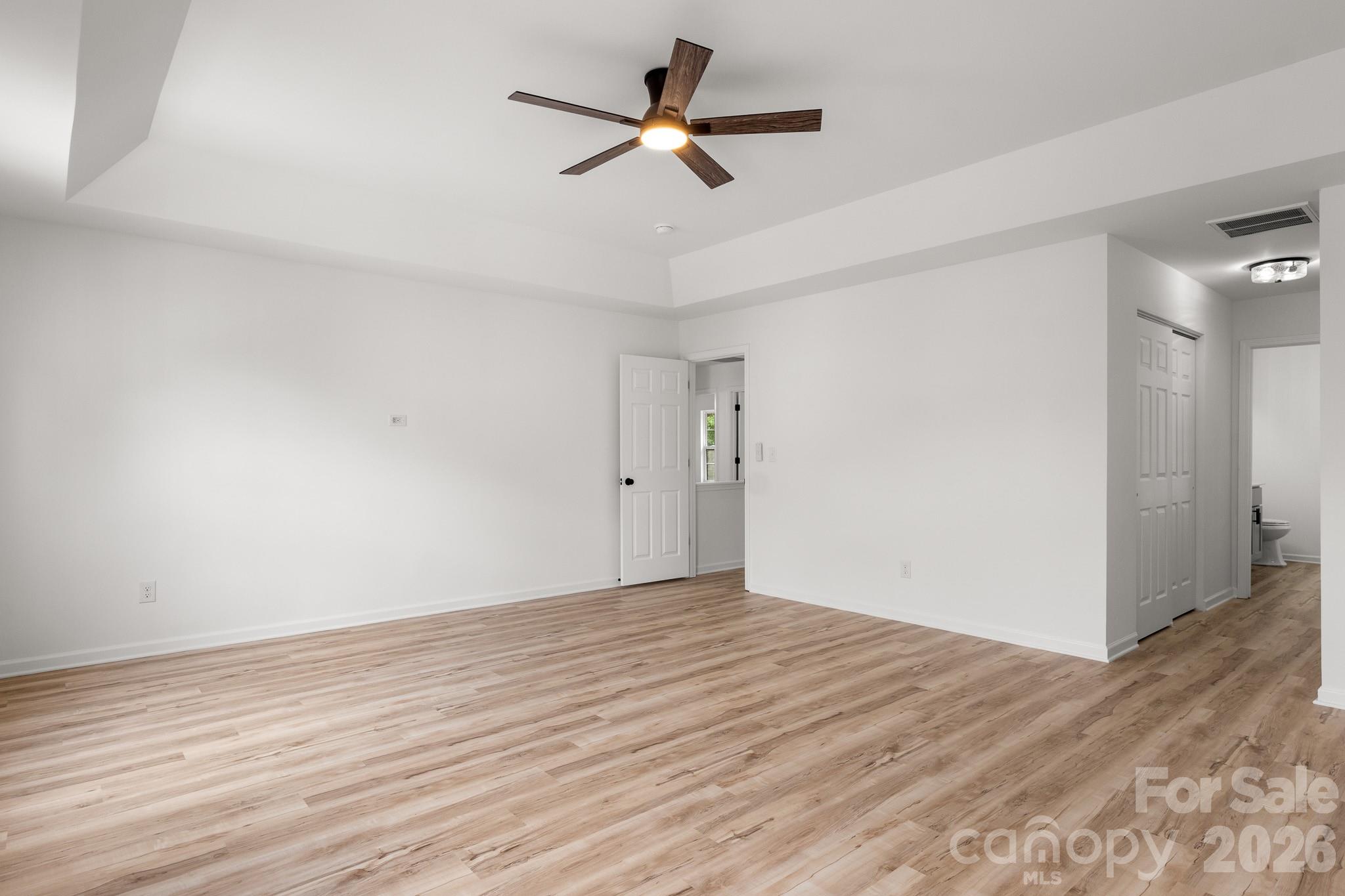 8723 Buttonwood Court
