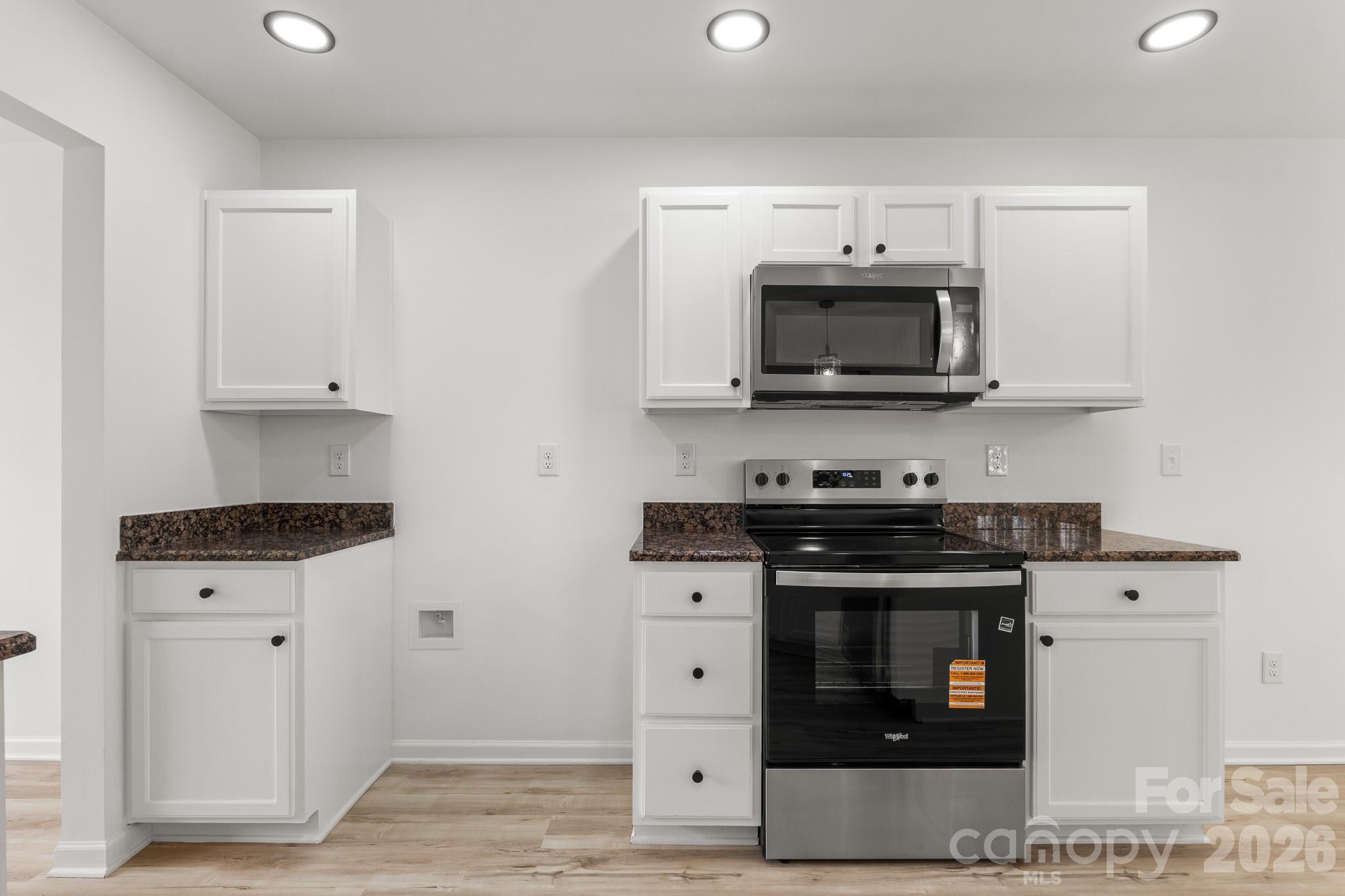 8723 Buttonwood Court
