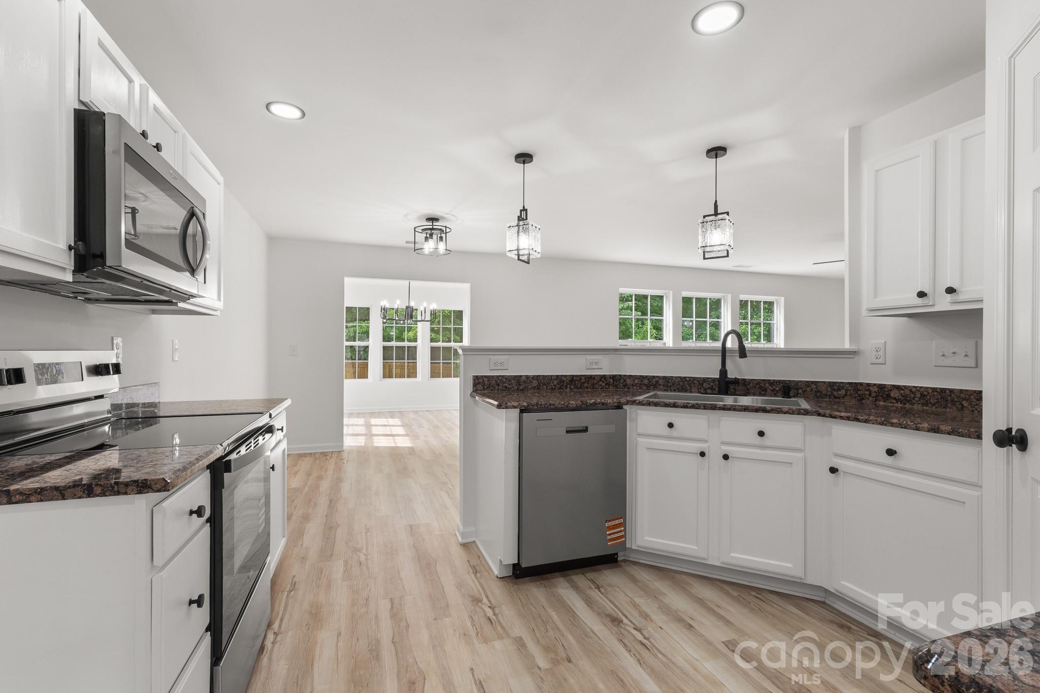8723 Buttonwood Court