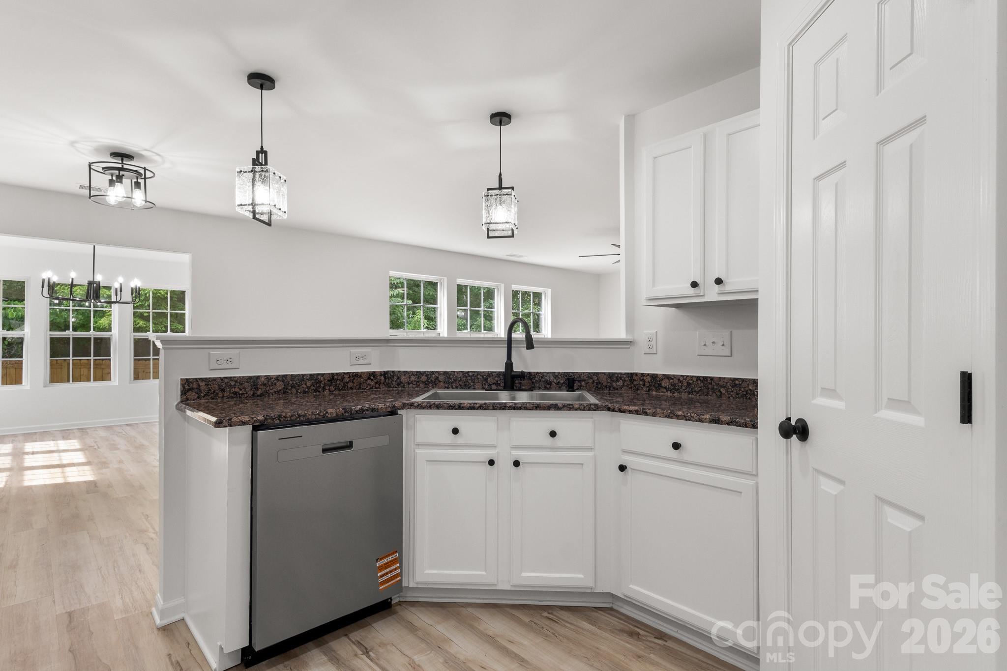 8723 Buttonwood Court