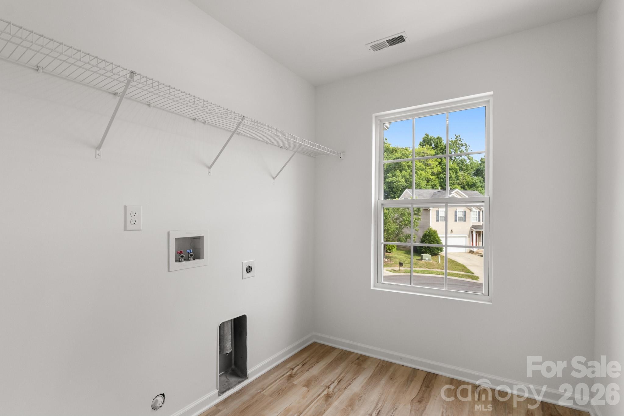 8723 Buttonwood Court
