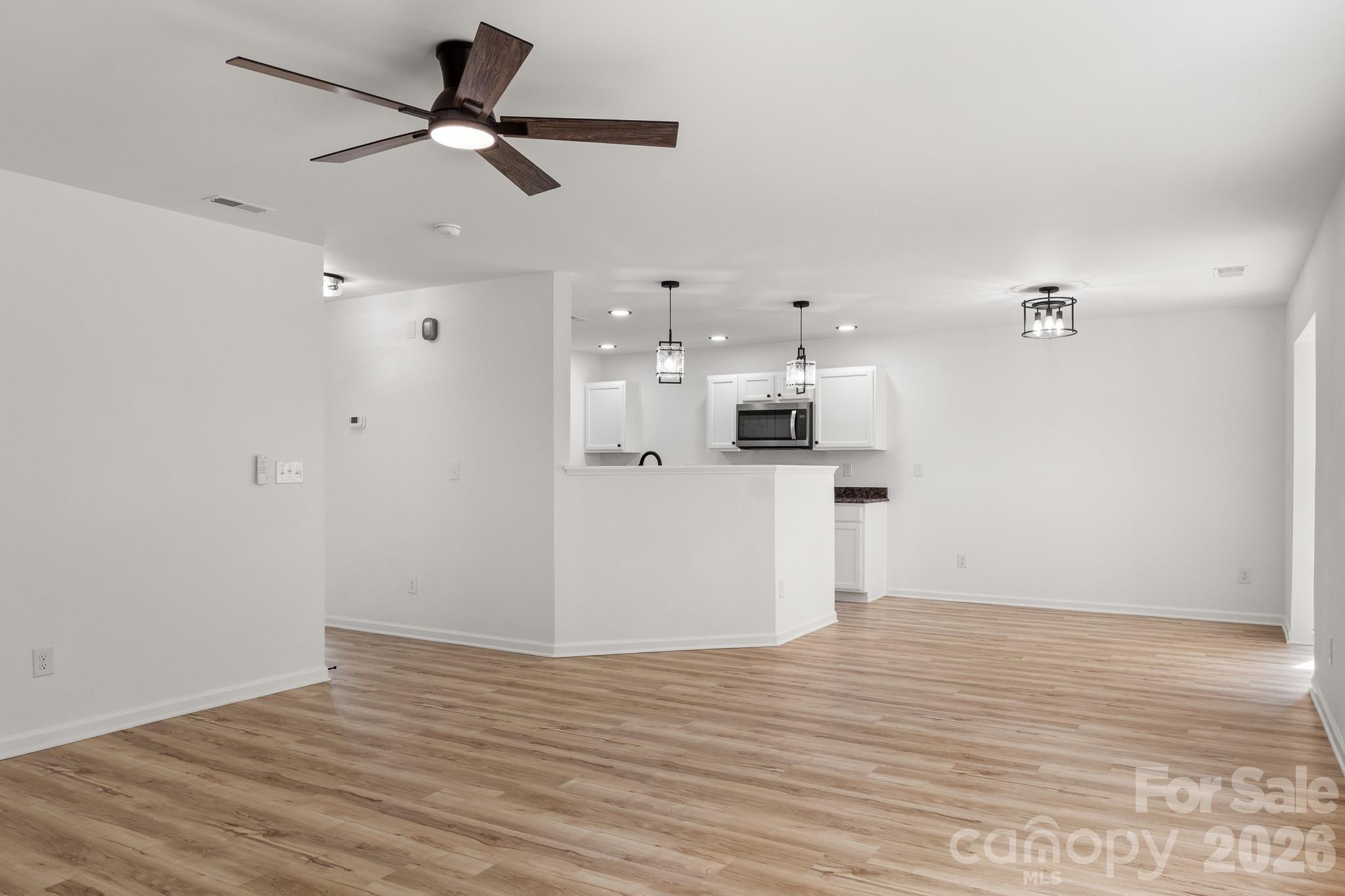 8723 Buttonwood Court