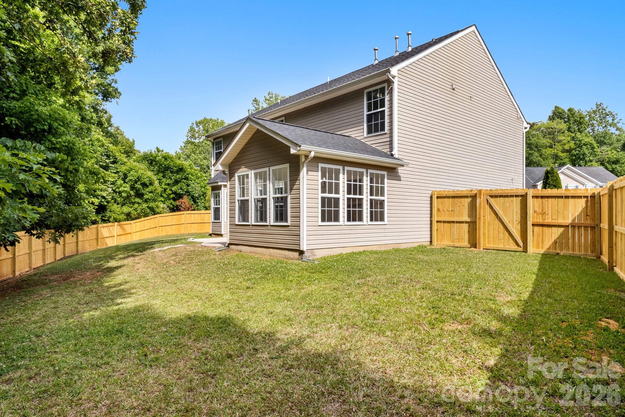 8723 Buttonwood Court