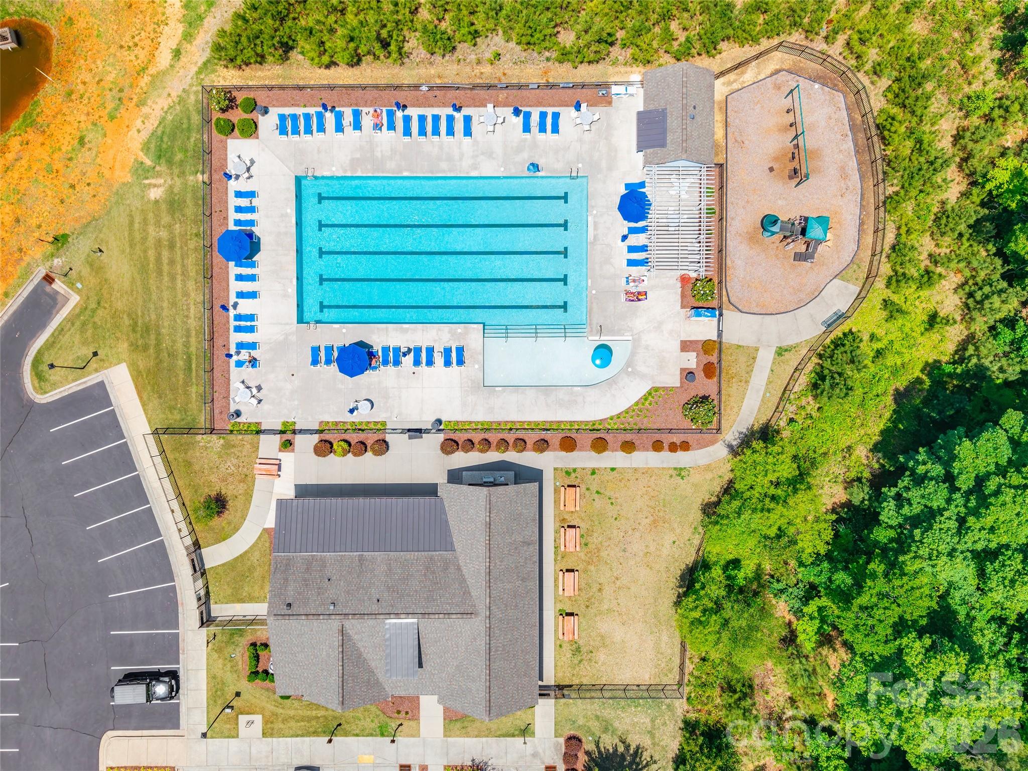 2511 Paddlers Cove Drive