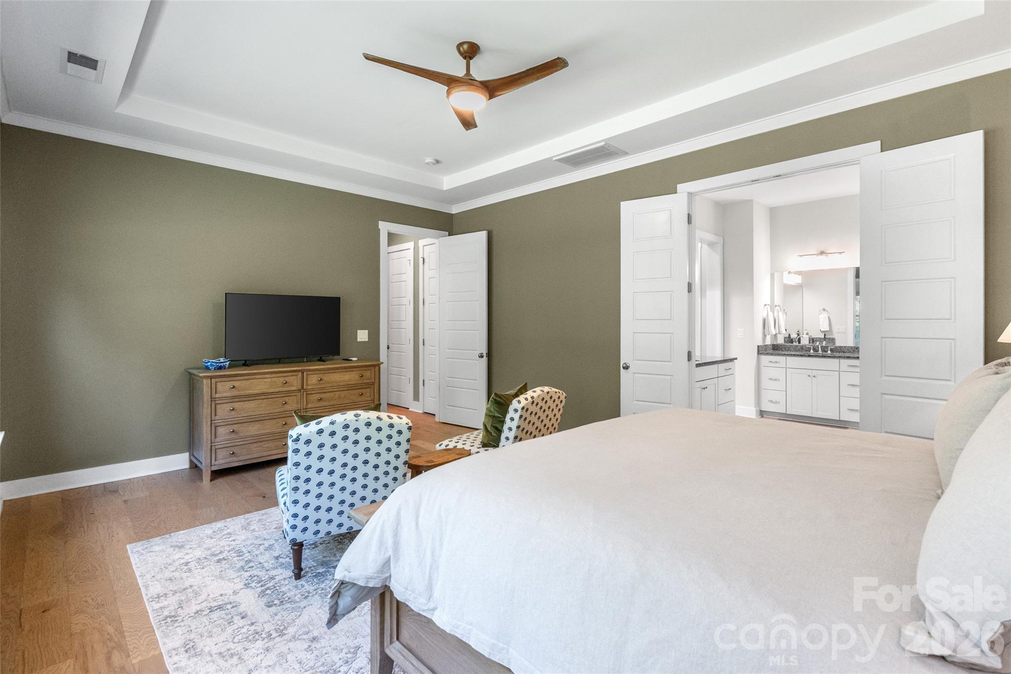 2511 Paddlers Cove Drive