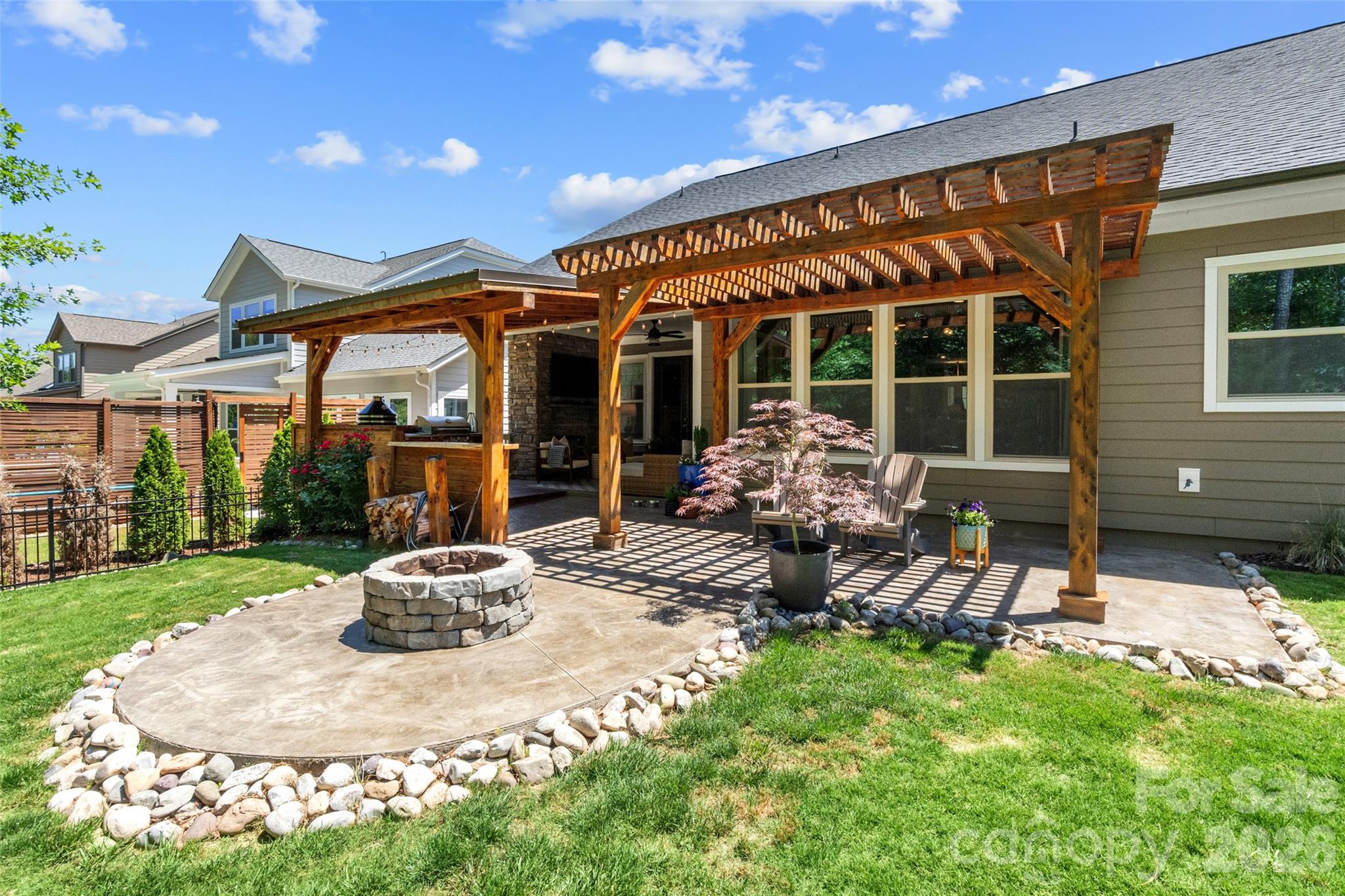 2511 Paddlers Cove Drive