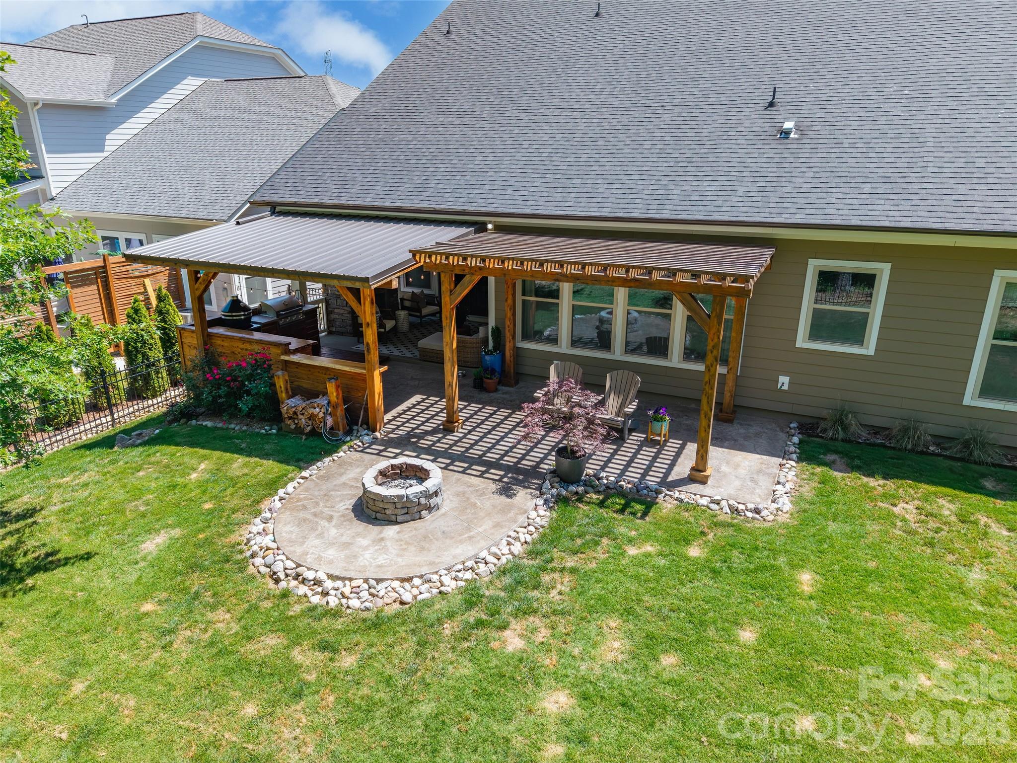 2511 Paddlers Cove Drive