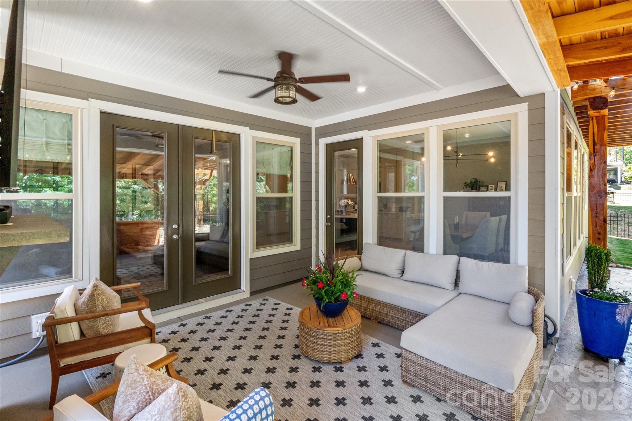 2511 Paddlers Cove Drive
