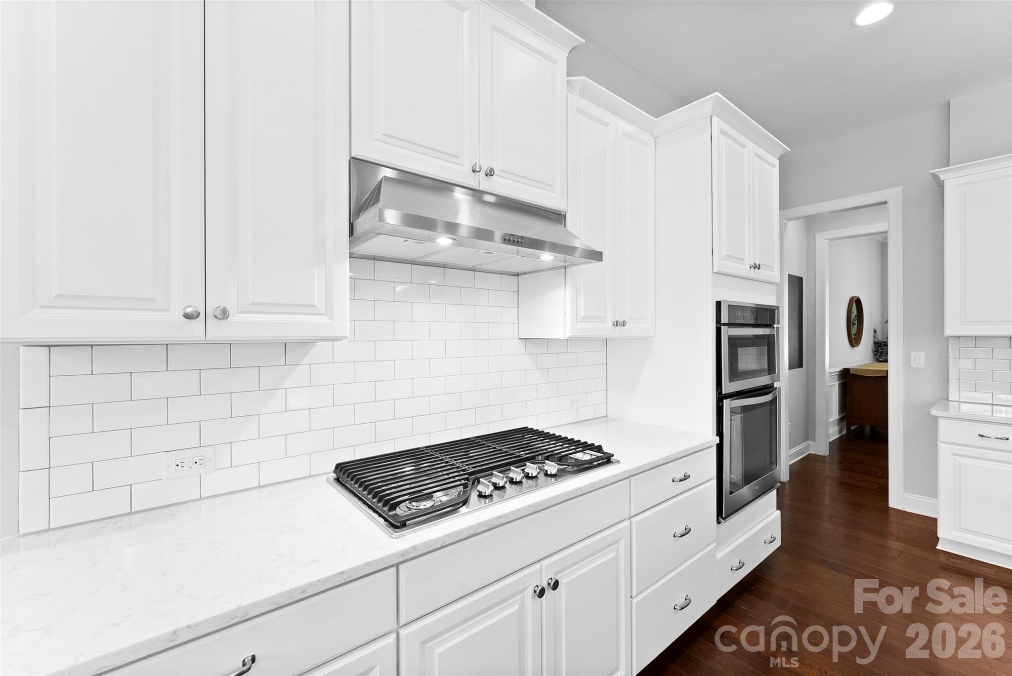 5226 Meadowcroft Way