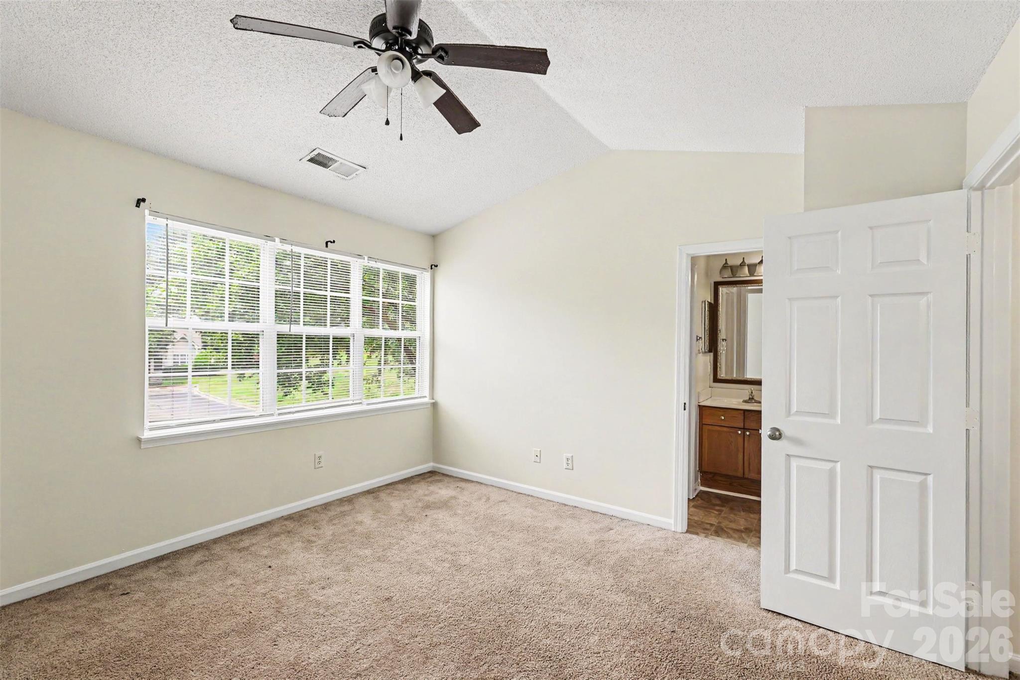 5833 Cougar Lane