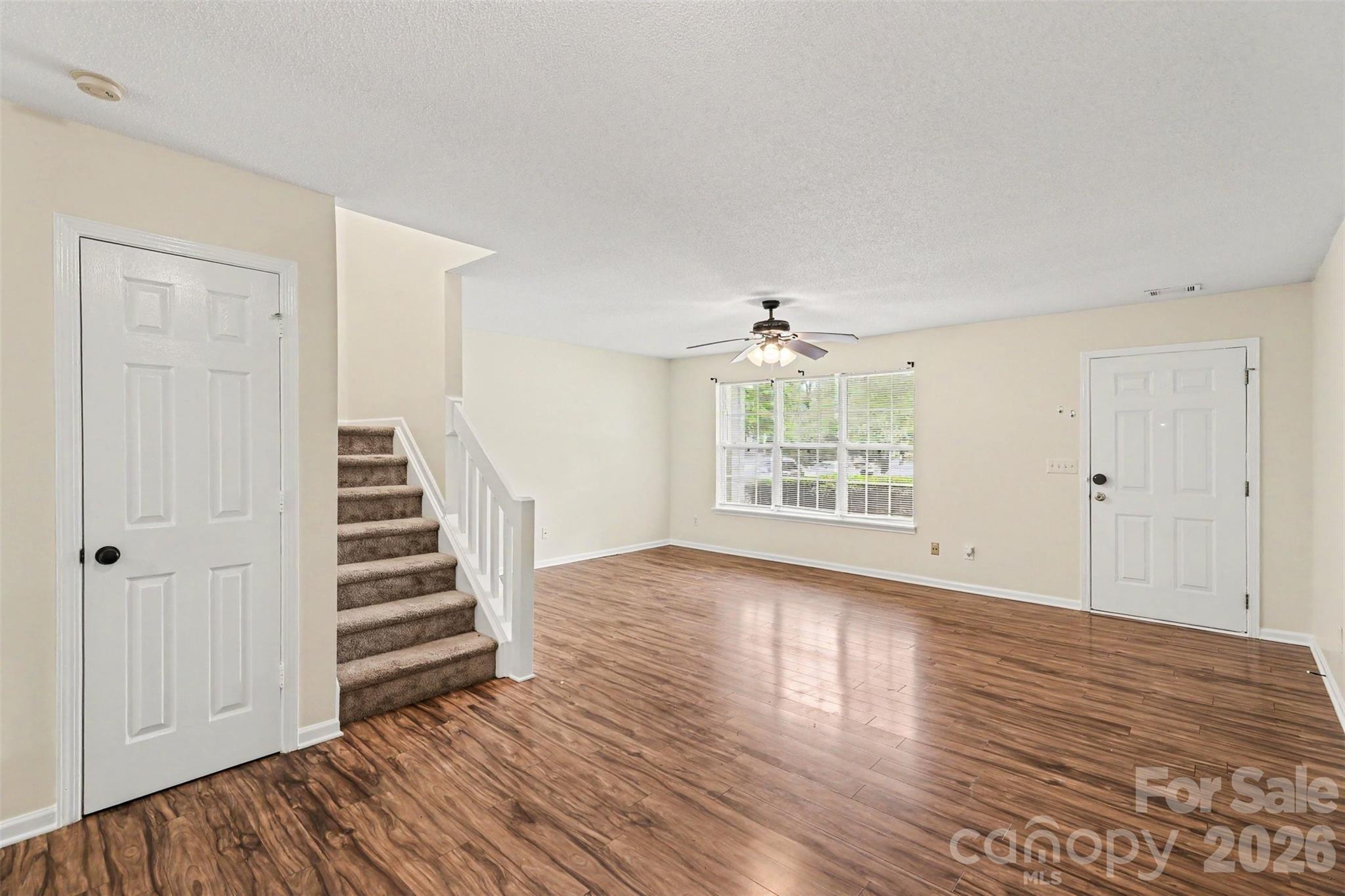5833 Cougar Lane