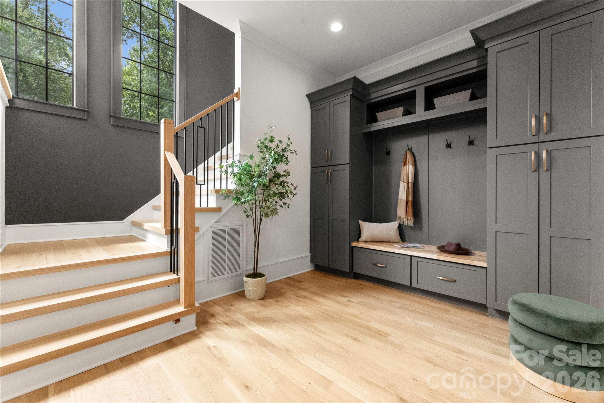 4142 Pineview Road