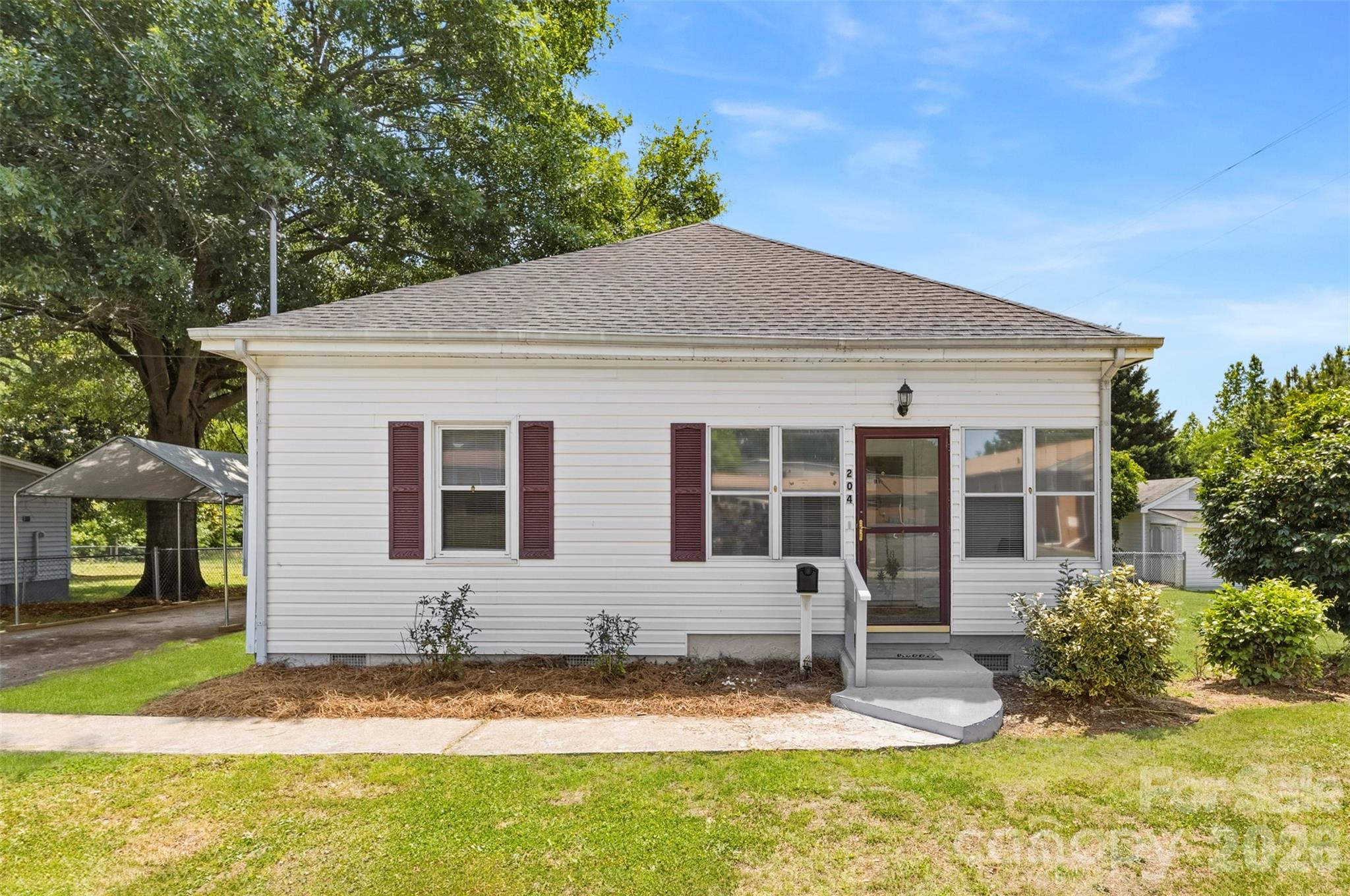 204 Hampshire Lane