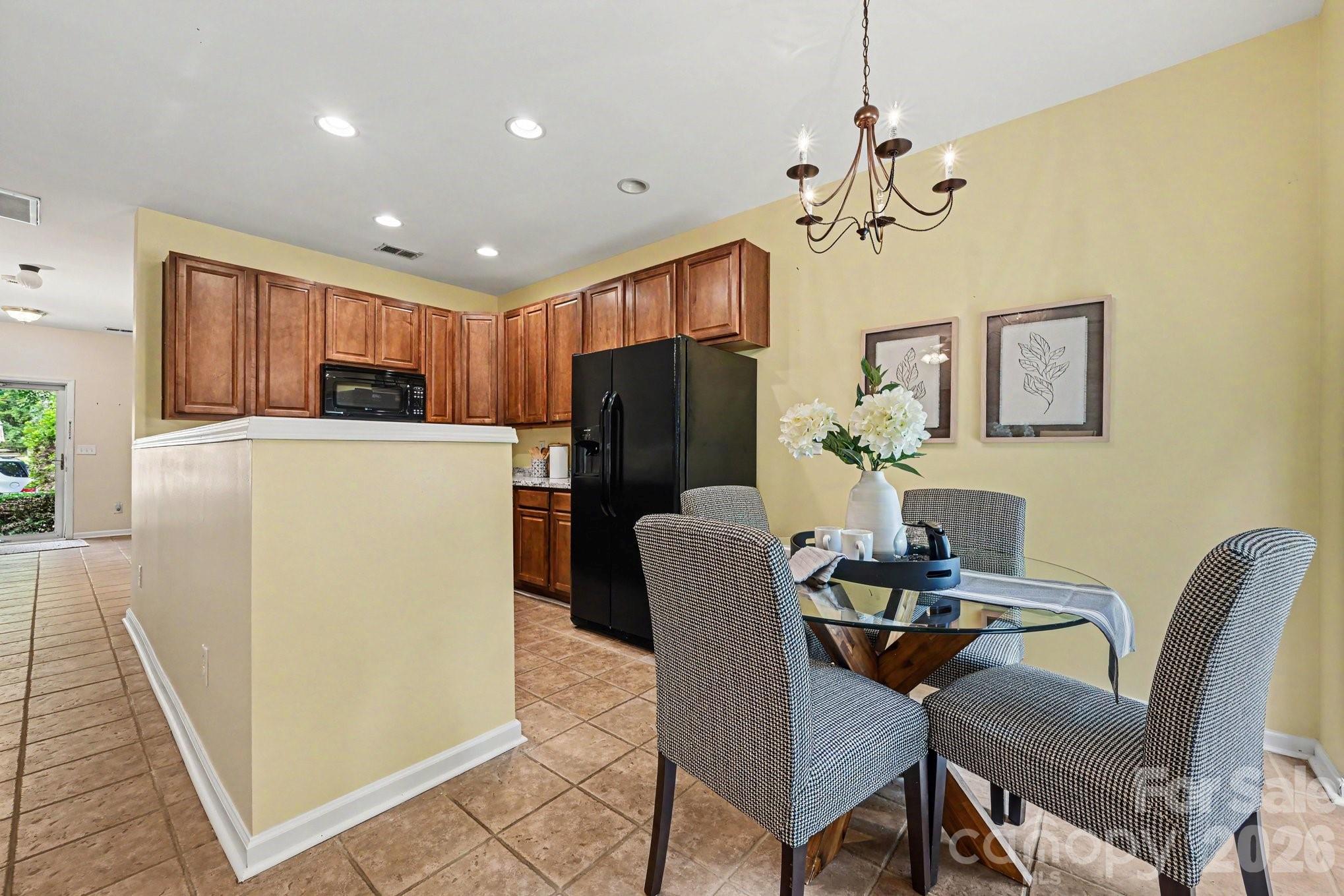 1005 Silver Spring Road